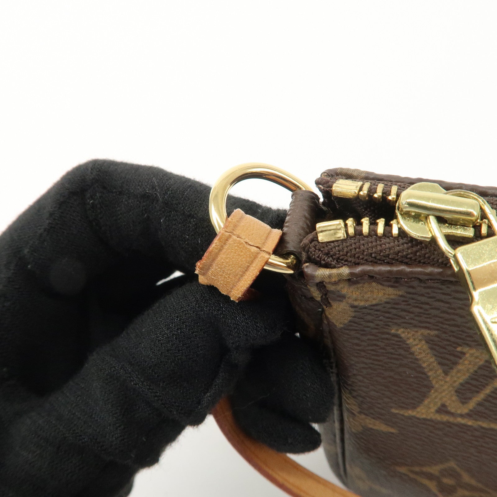 Louis Vuitton Monogram Pochette Accessoires Pouch M51980 Used