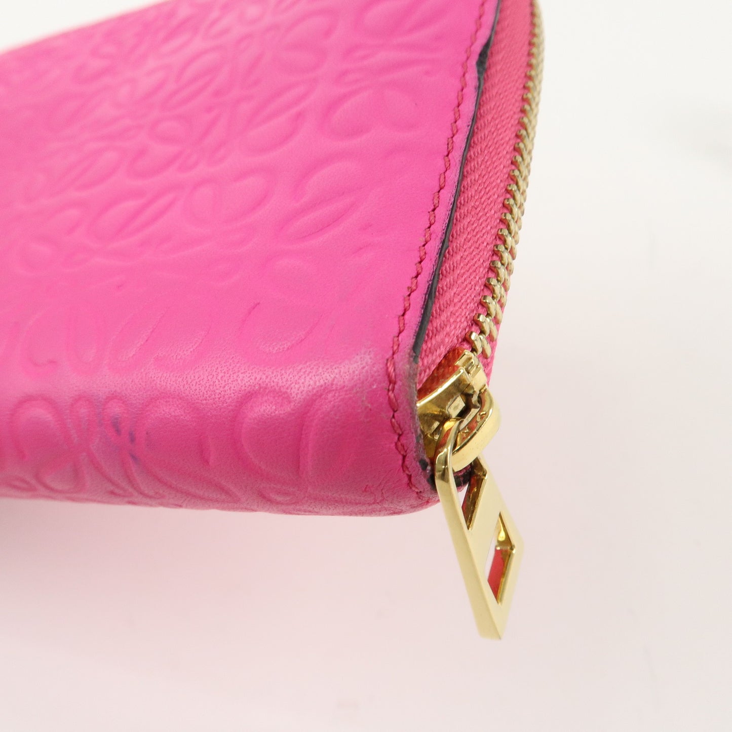 LOEWE Anagram Leather Bi-fold Round Zipper Long Wallet Pink