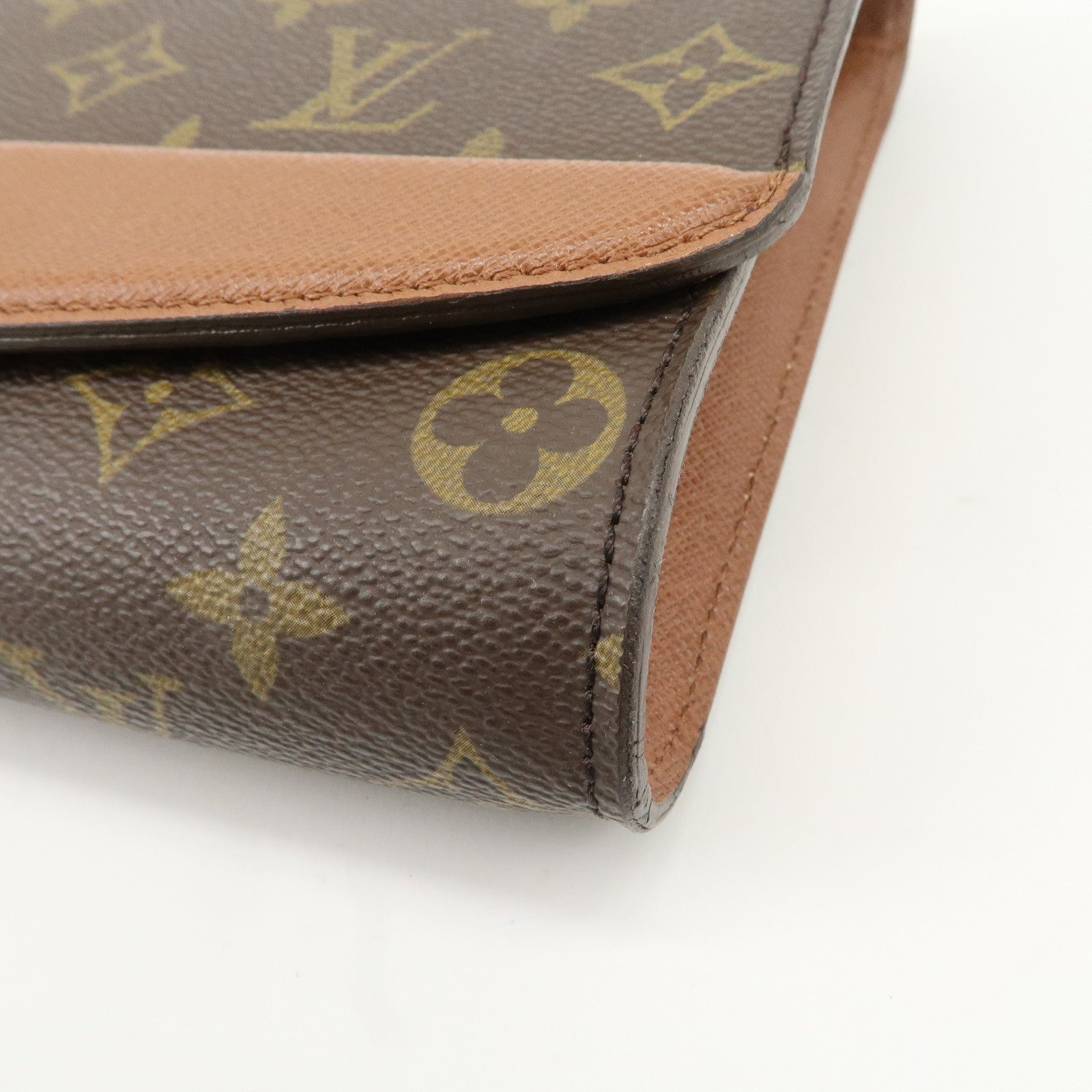 Louis Vuitton Monogram Bordeaux Shoulder Bag M51798