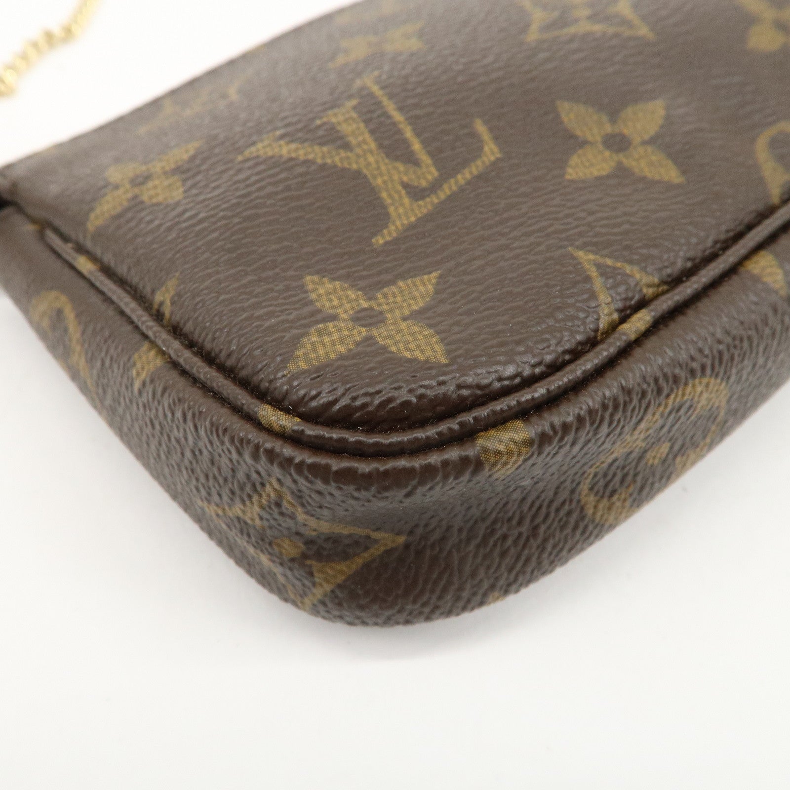 Louis Vuitton Monogram Mini Pochette Accessoires Pouch M58009