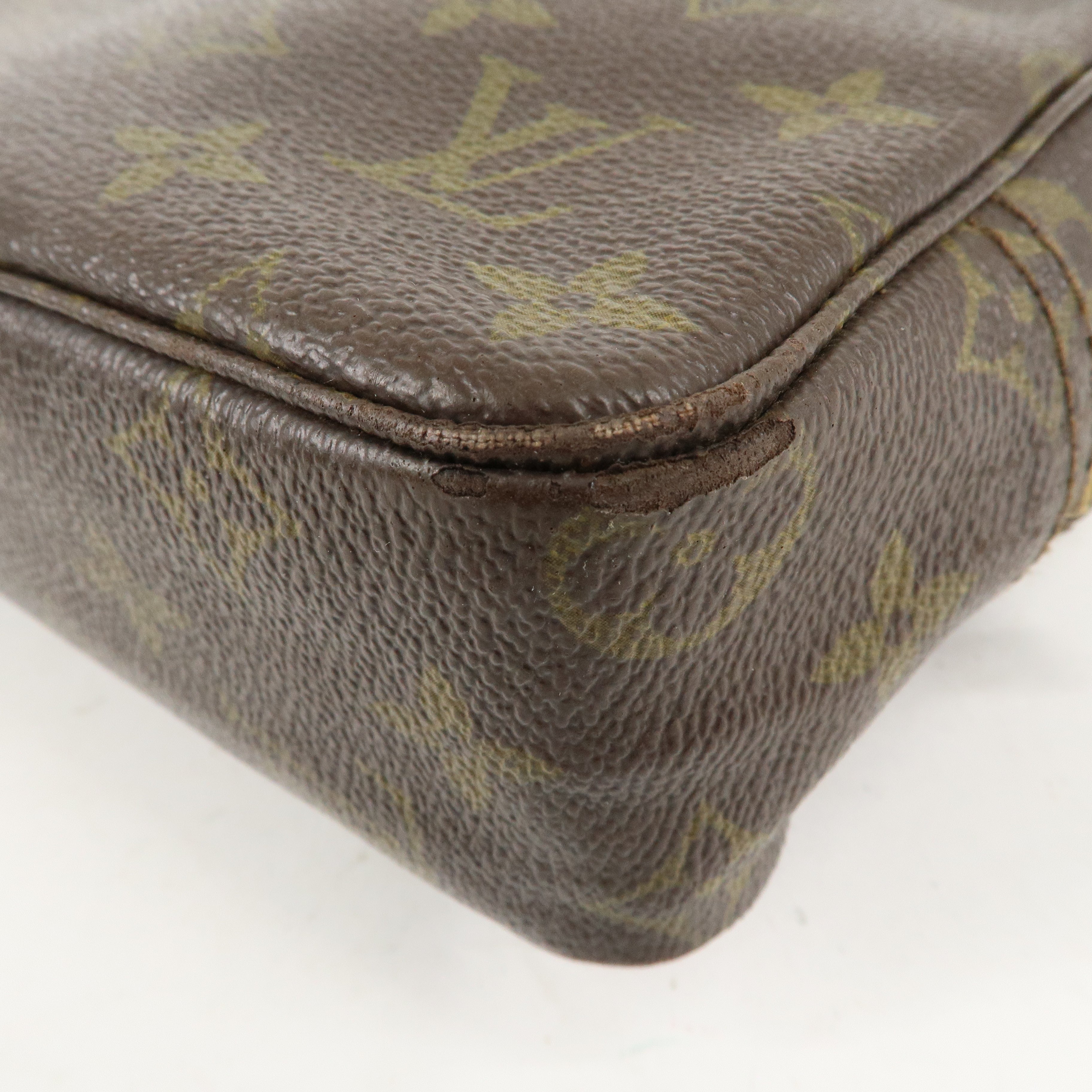 Louis Vuitton Monogram Trousse Toilette 23 Pouch Brown M47524