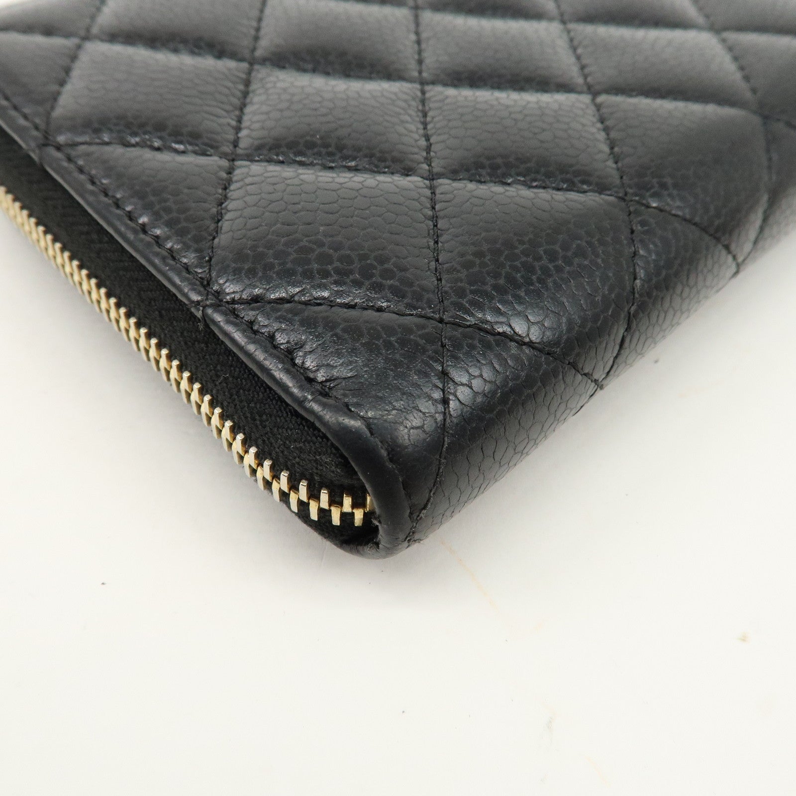 CHANEL Matelasse Caviar Skin Round Zippy Long Wallet Black A50097