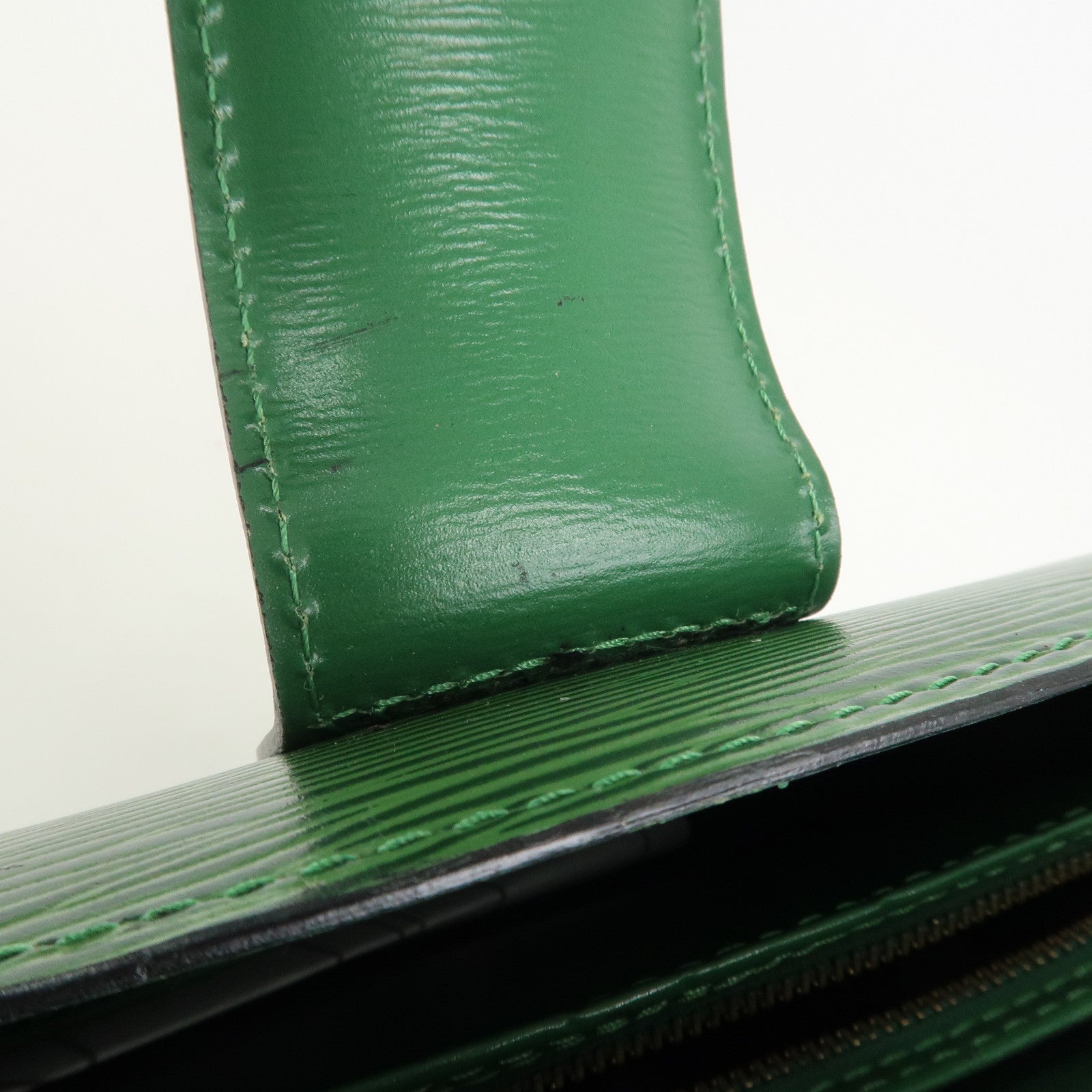 Louis Vuitton Epi Capucines Leather Shoulder Bag BorneoGreen M52344
