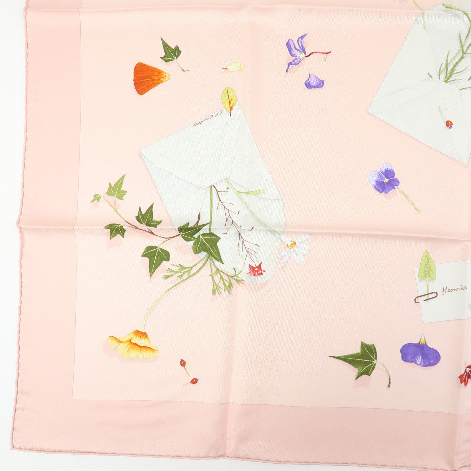 HERMES Carre 90 Silk 100% Scarf Des Fleurs Pour Le Dire Light Pink
