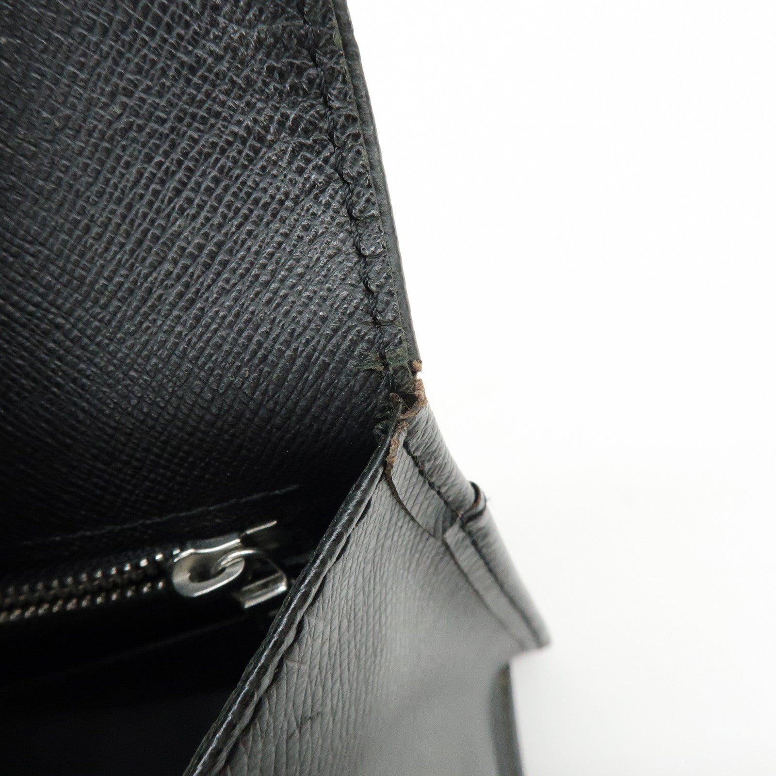 Louis Vuitton Taiga Leather Selenga Clutch Bag Ardoise M30782