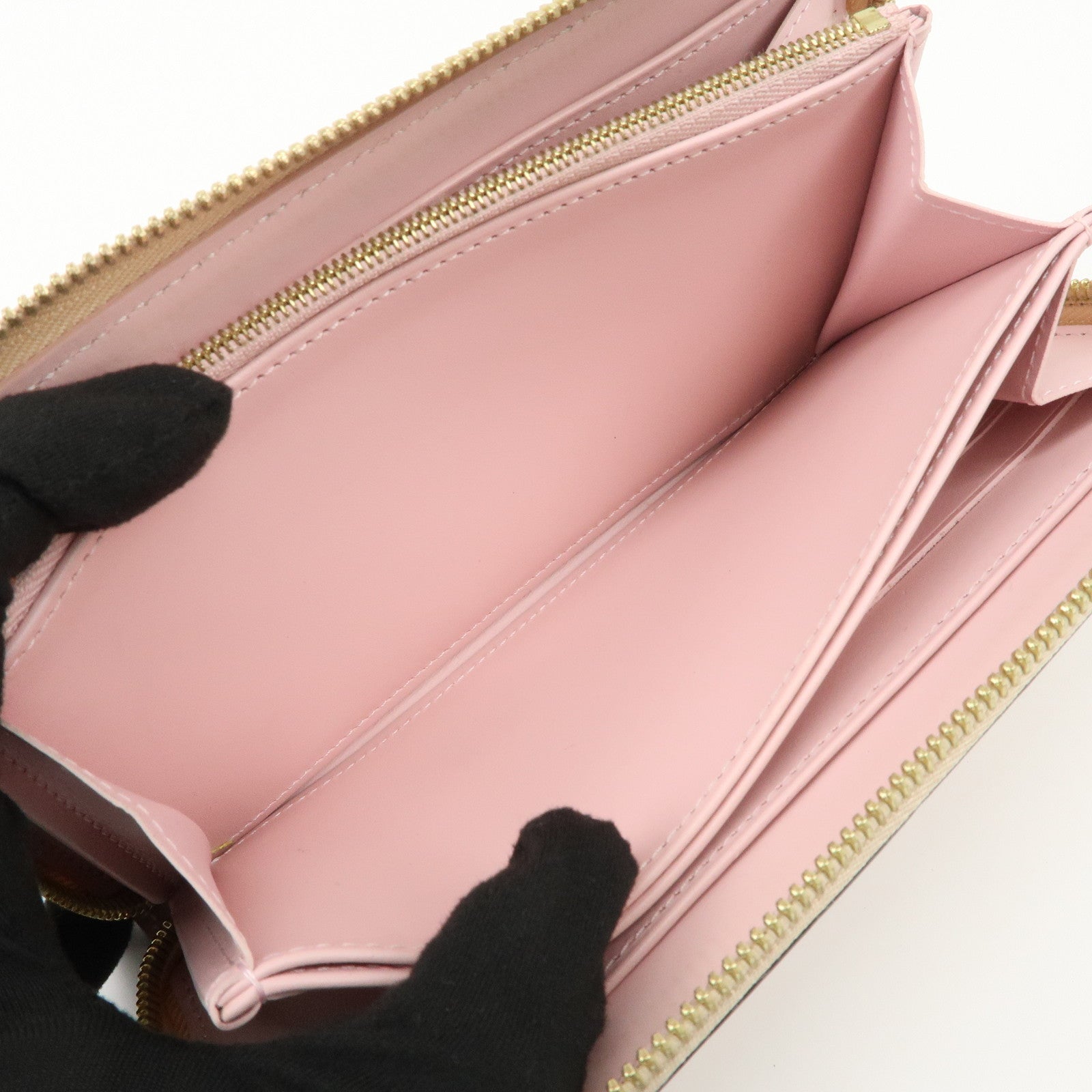 Louis Vuitton Vernis Leather Round Zippy Wallet Dune M58037