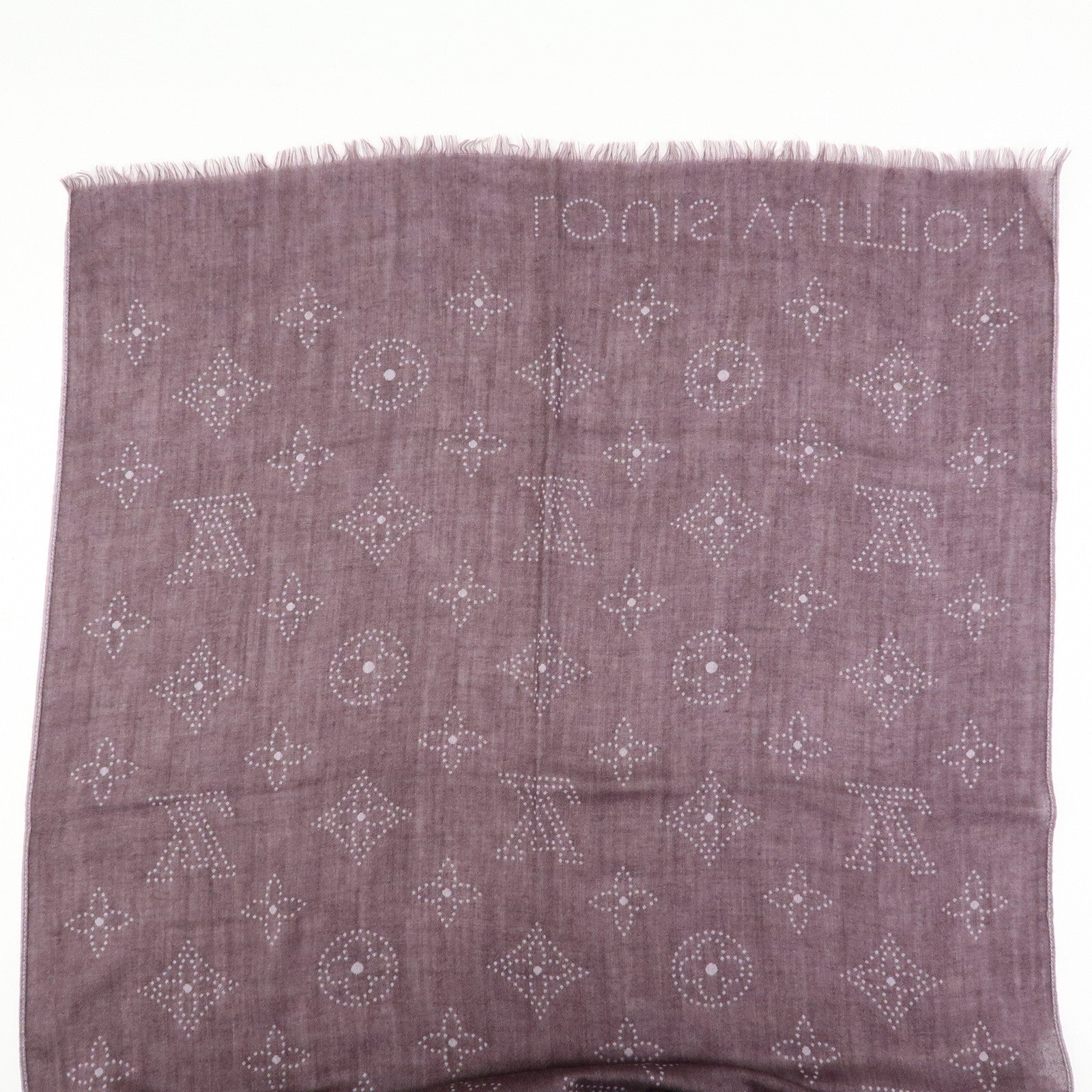 Louis Vuitton Monogram Cashmere Silk Etole Mahina Stole M72312