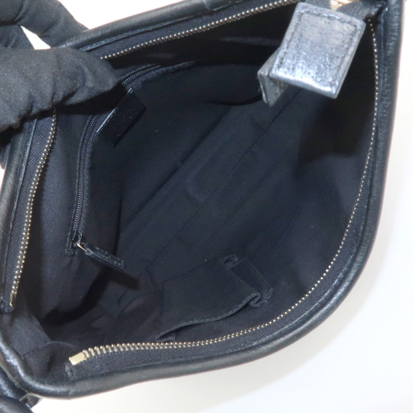 GUCCI Abbey GG Canvas Leather Shoulder Bag Black 130738