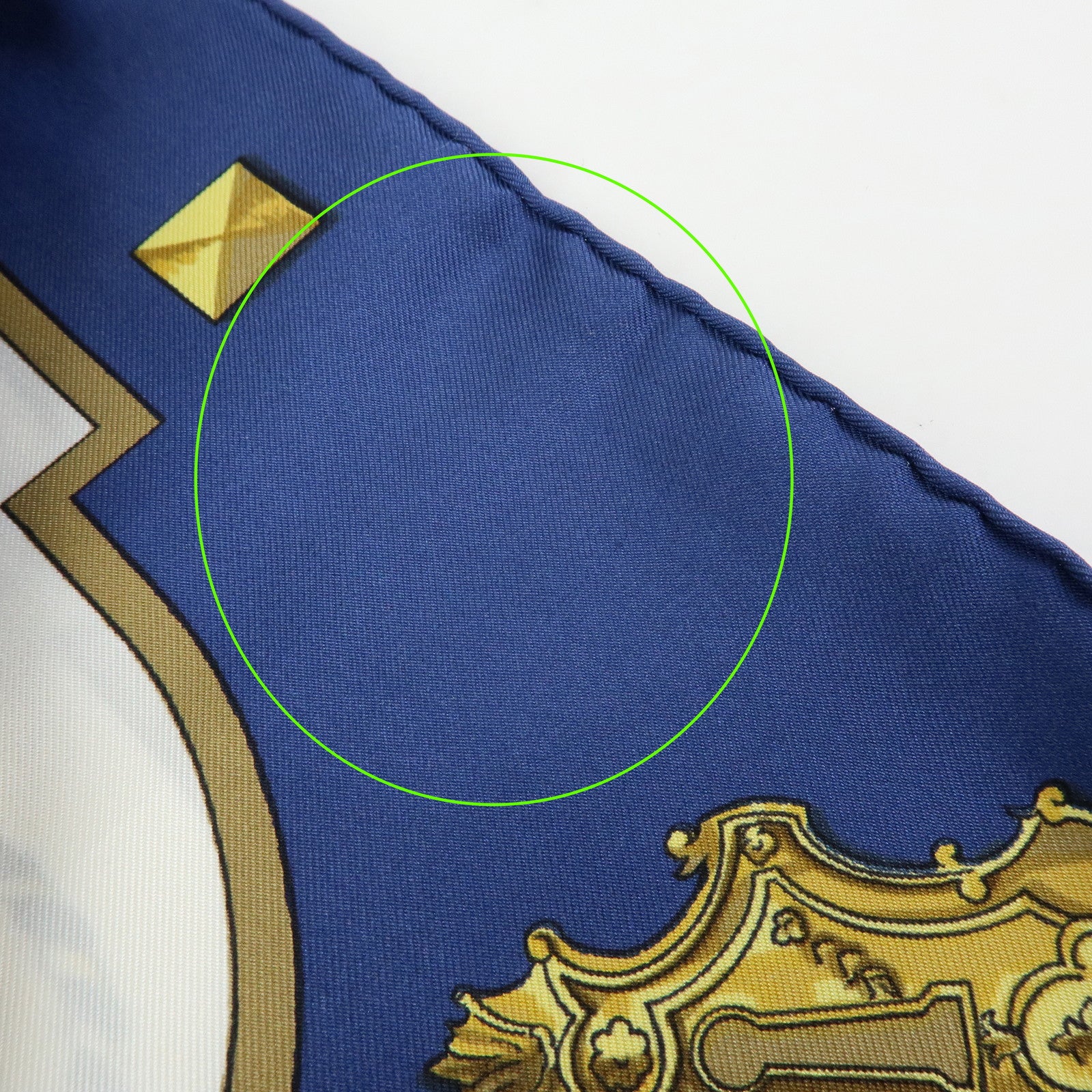 HERMES Carre 90 Silk 100% Scarf LES CLES THE KEYS RARE White Navy