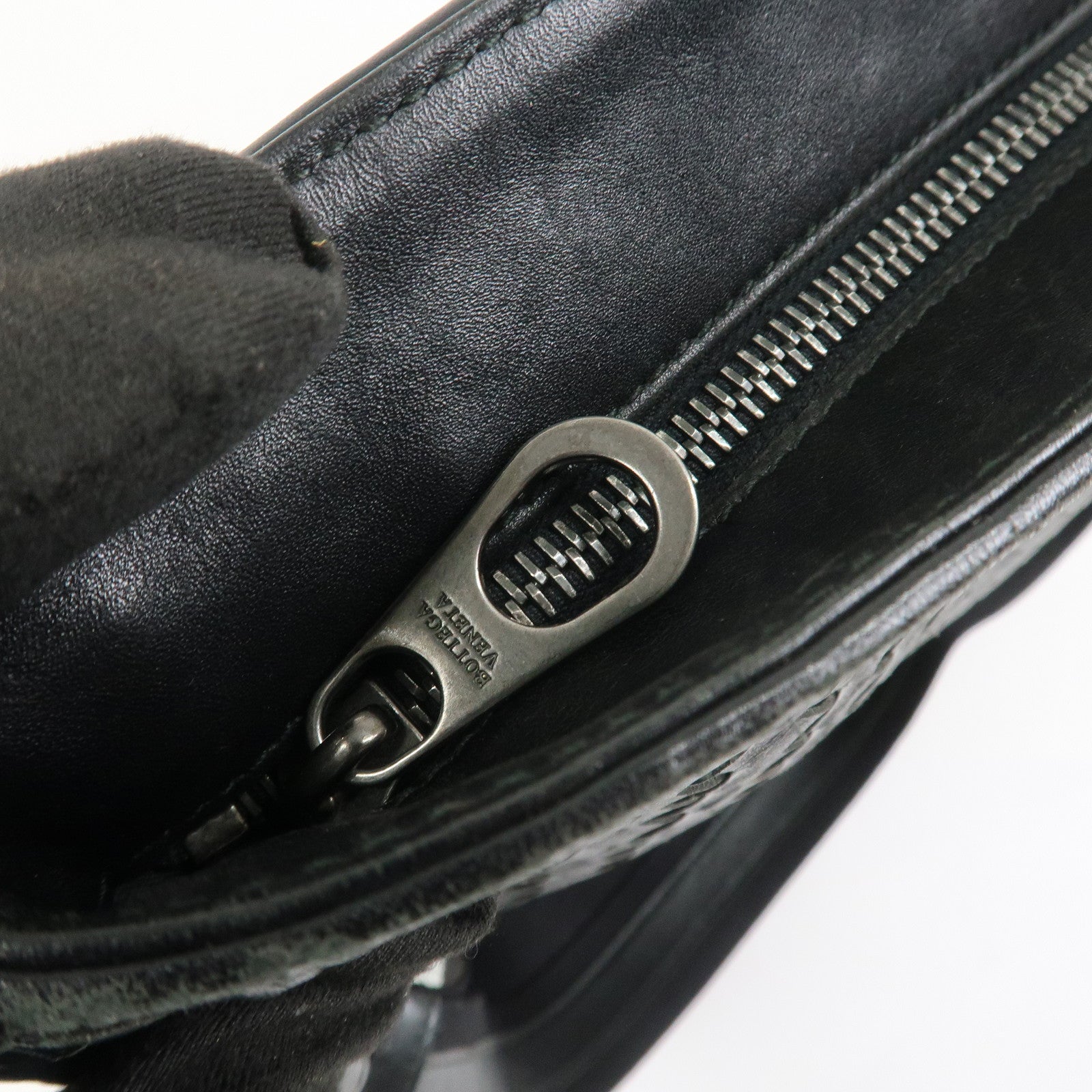 BOTTEGA VENETA Intrecciato Shoulder Bag Crossbody Bag Black 276356