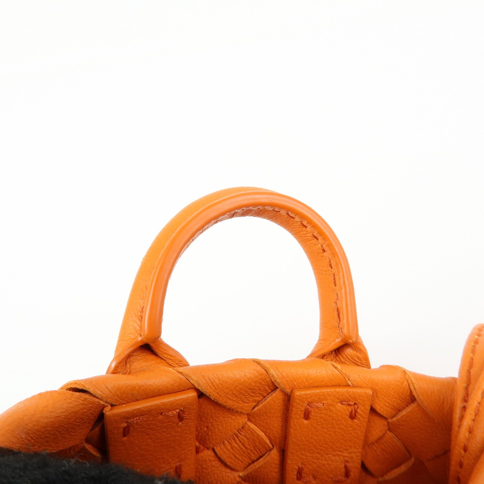 BOTTEGA VENETA Intrecciato Leather Bag Charm Orange 577778