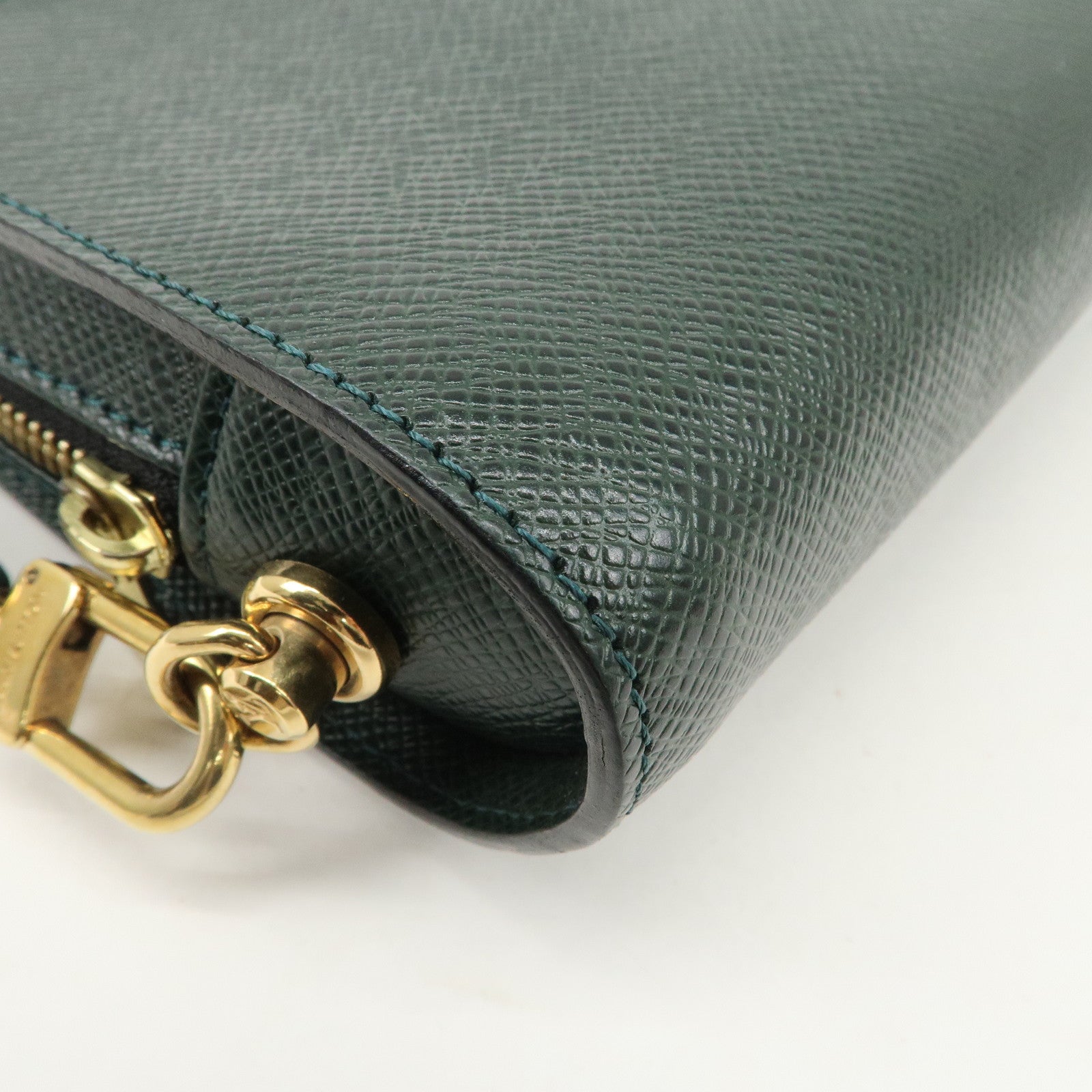 Louis Vuitton Taiga Baikal Clutch Bag Pouch Epicea M30184 Used