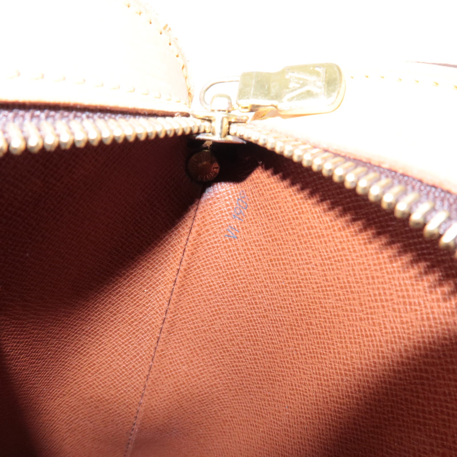 Louis Vuitton Monogram Drouot Crossbody Shoulder Bag M51290 Used