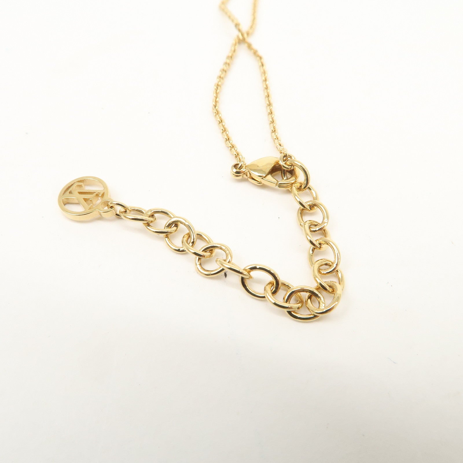 Louis Vuitton Petit Louis Metal Necklace LV Charm Gold M00368