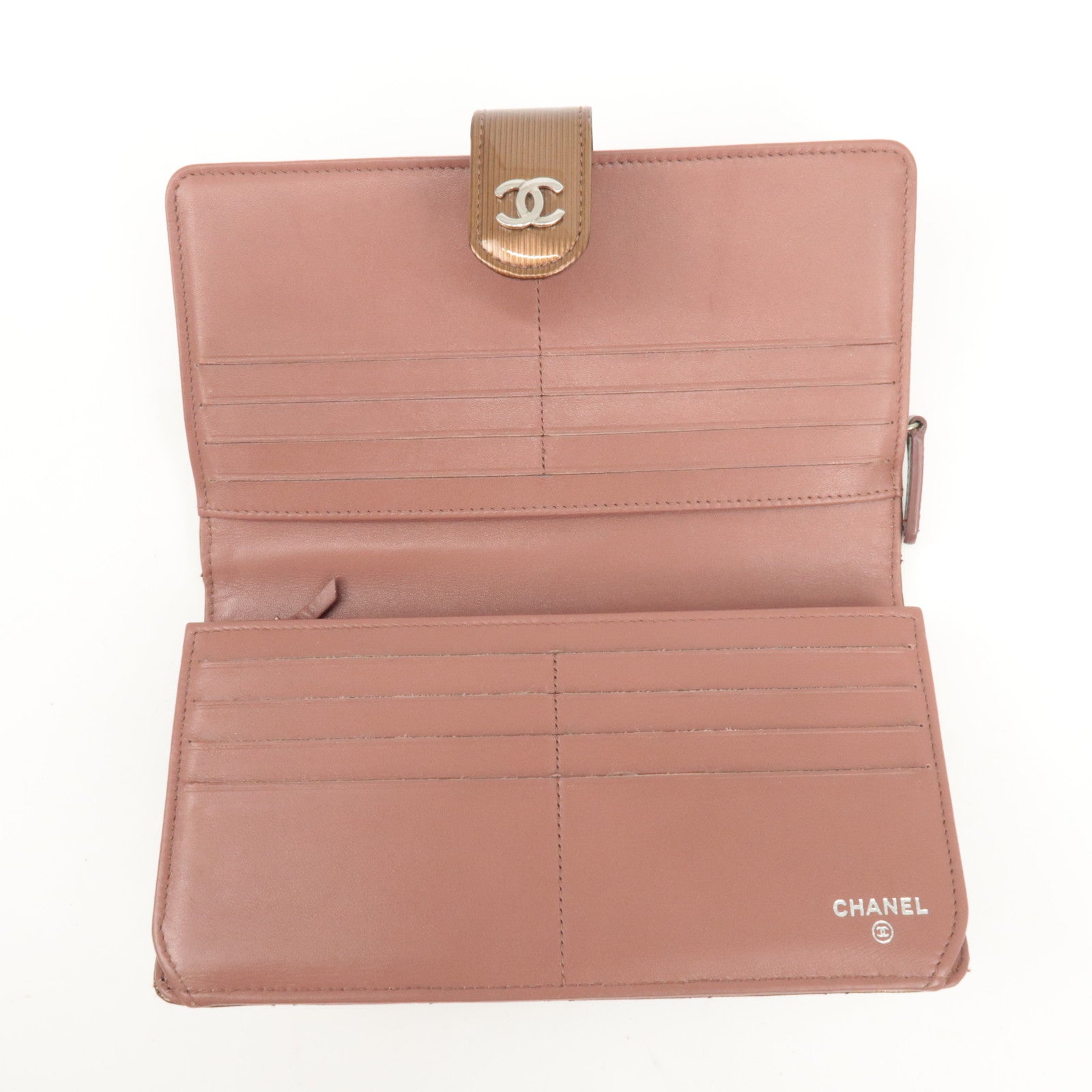 CHANEL Matelasse Patent Leather Long Wallet Silver HDW Brown Used