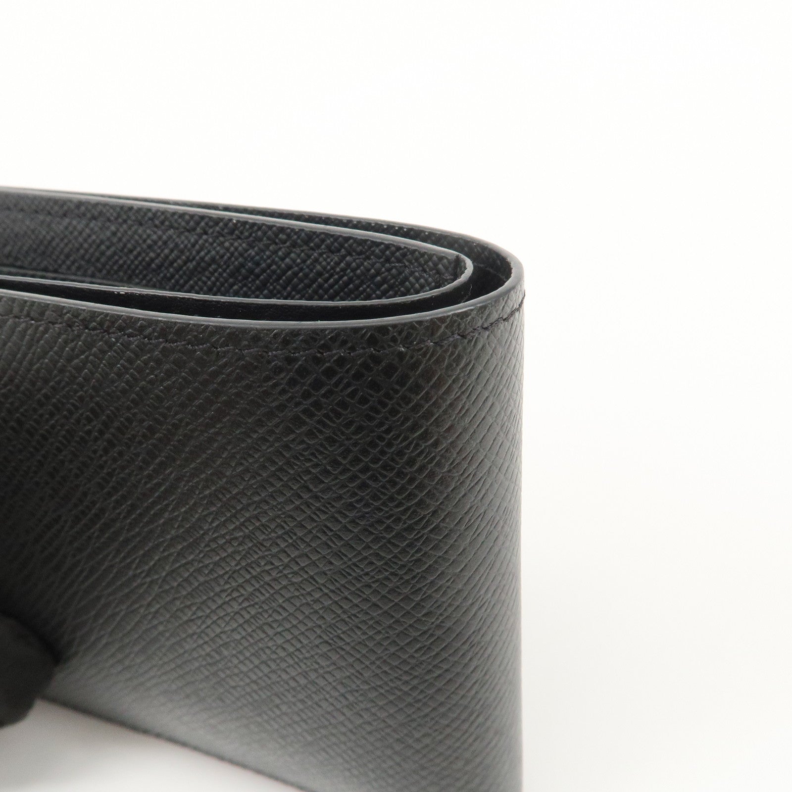 Louis Vuitton Taiga Portefeuille Marco NM Wallet Ardoise M30865