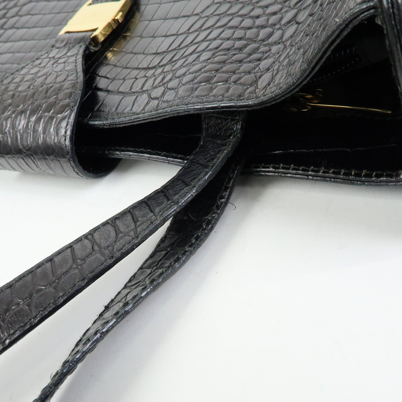 Ferragamo Vara Embossed Leather Tote Bag Shoulder Bag Black