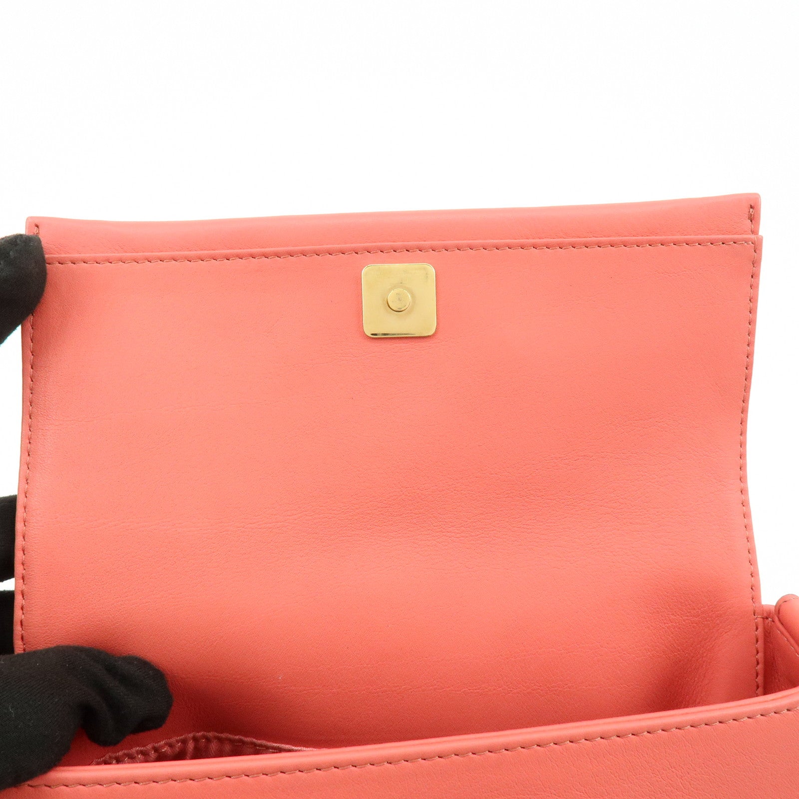 FENDI Leather Chain Shoulder Bag Purse Crossbody Bag Pink 8M0276