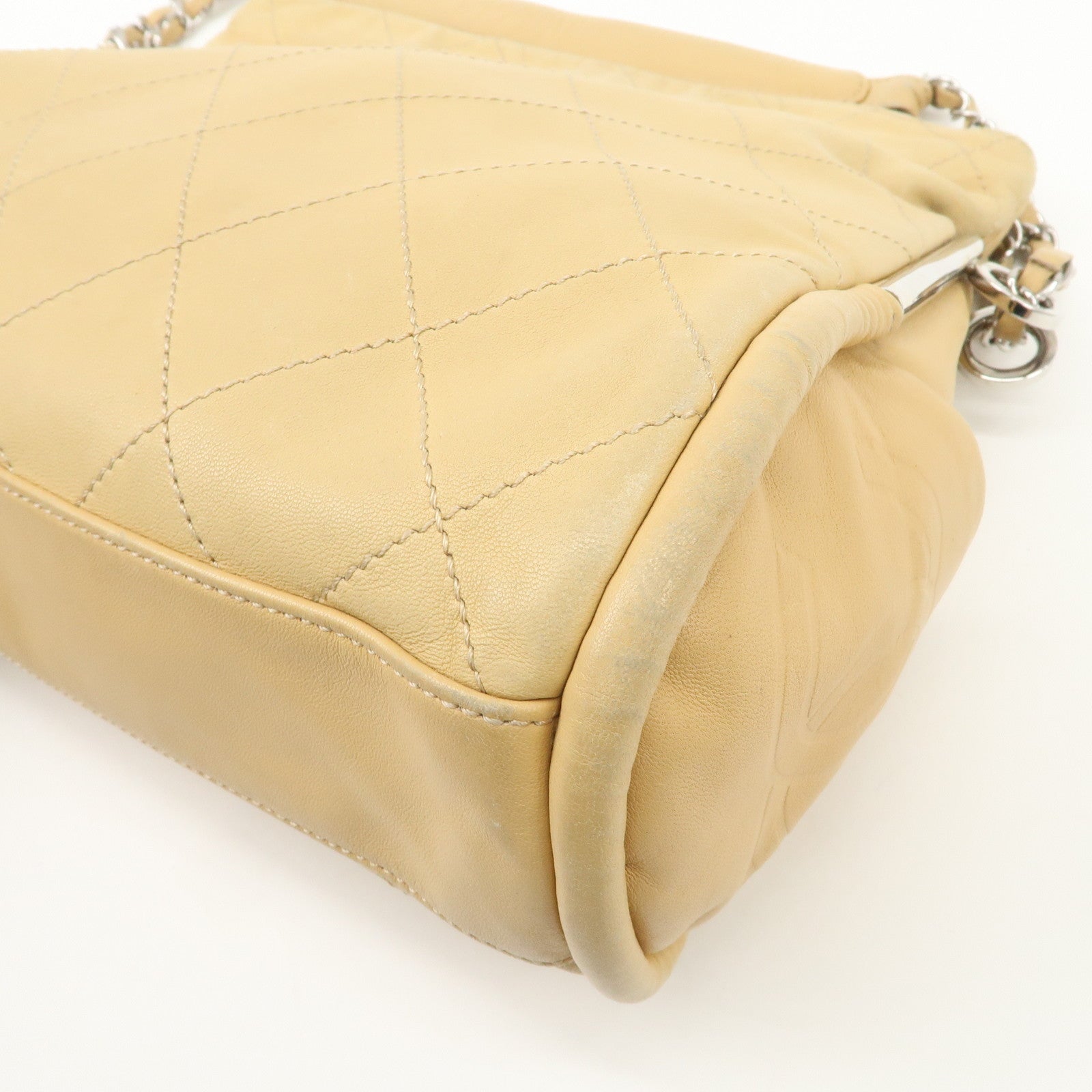 CHANEL Matelasse Lamb Skin Chain Shoulder Bag Beige A29285 Used