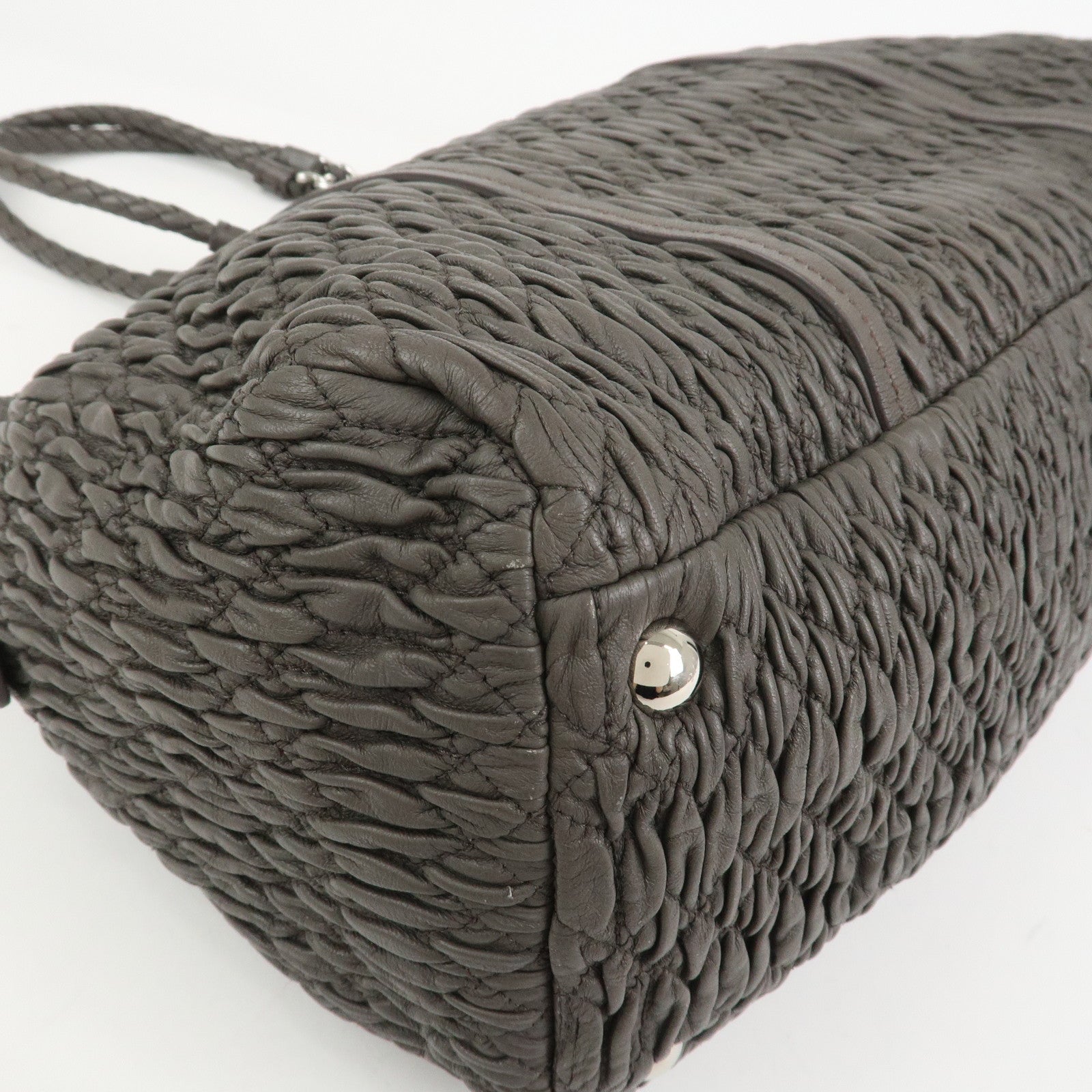 MIUMIU Logo Matelasse Nappa Leather Chain Shoulder Bag Gray