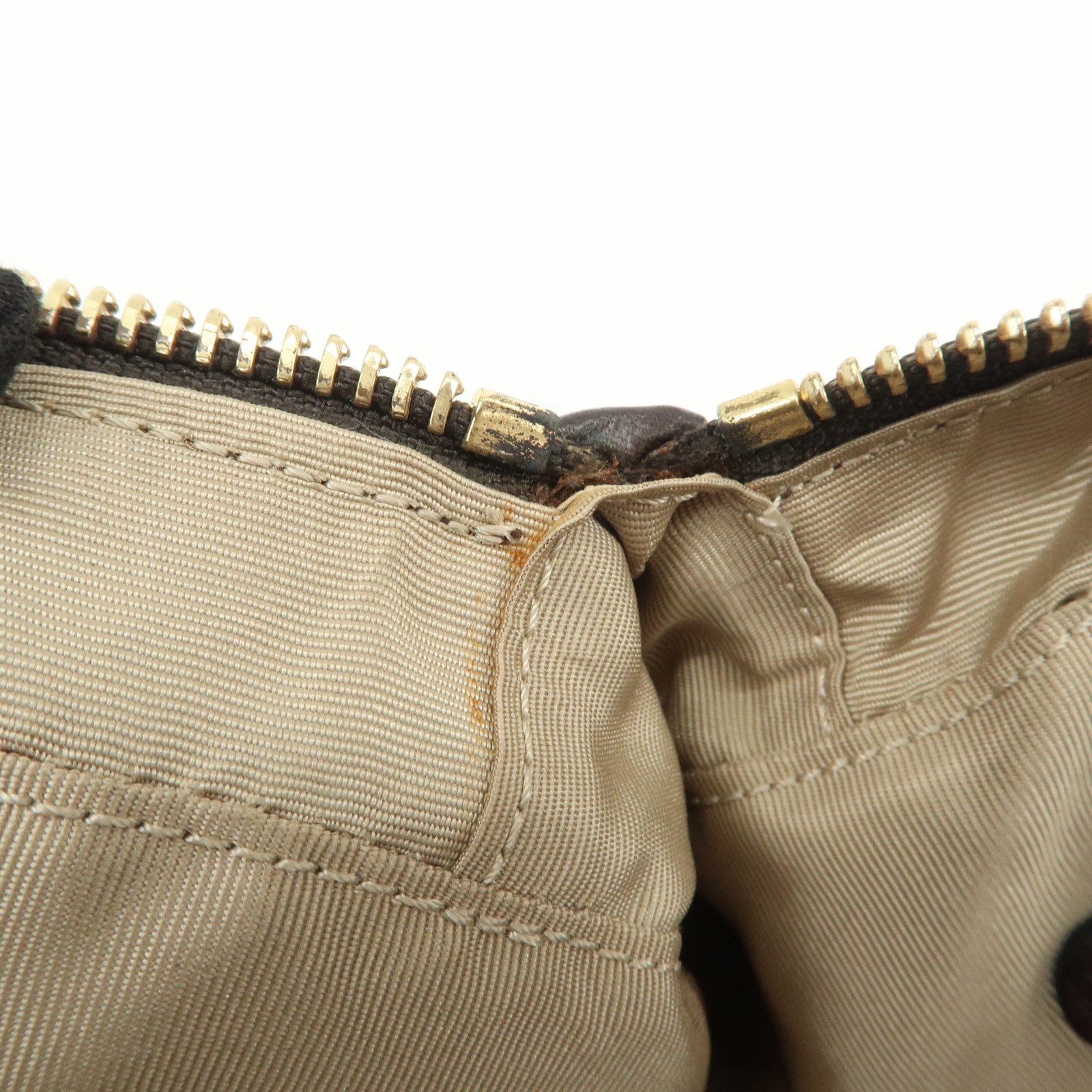 LOEWE Logo Leather Pouch Cosmetic Pouch Black