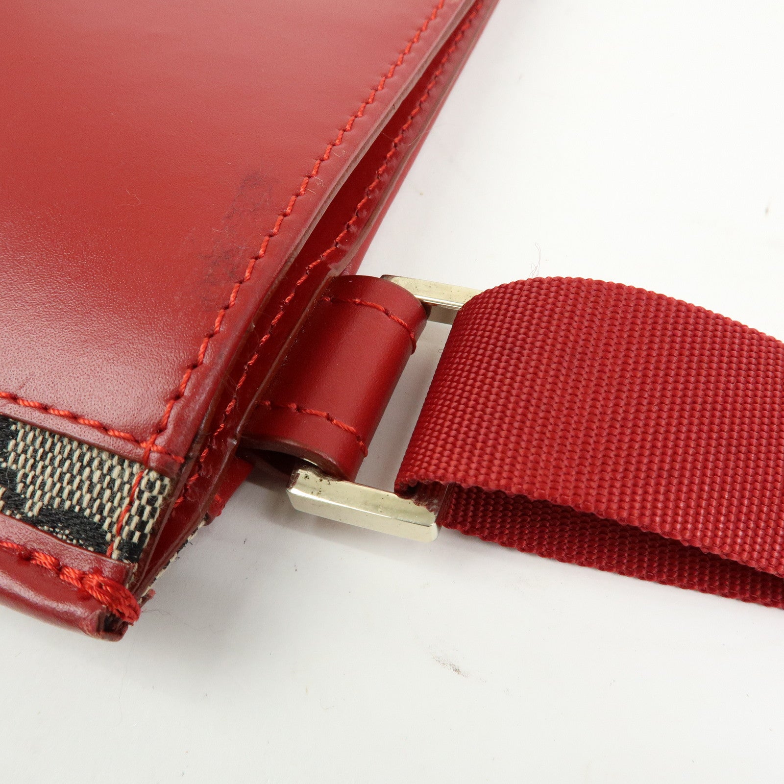 GUCCI GG Canvas Leather Shoulder Crossbody Bag Red 019・0348・200047