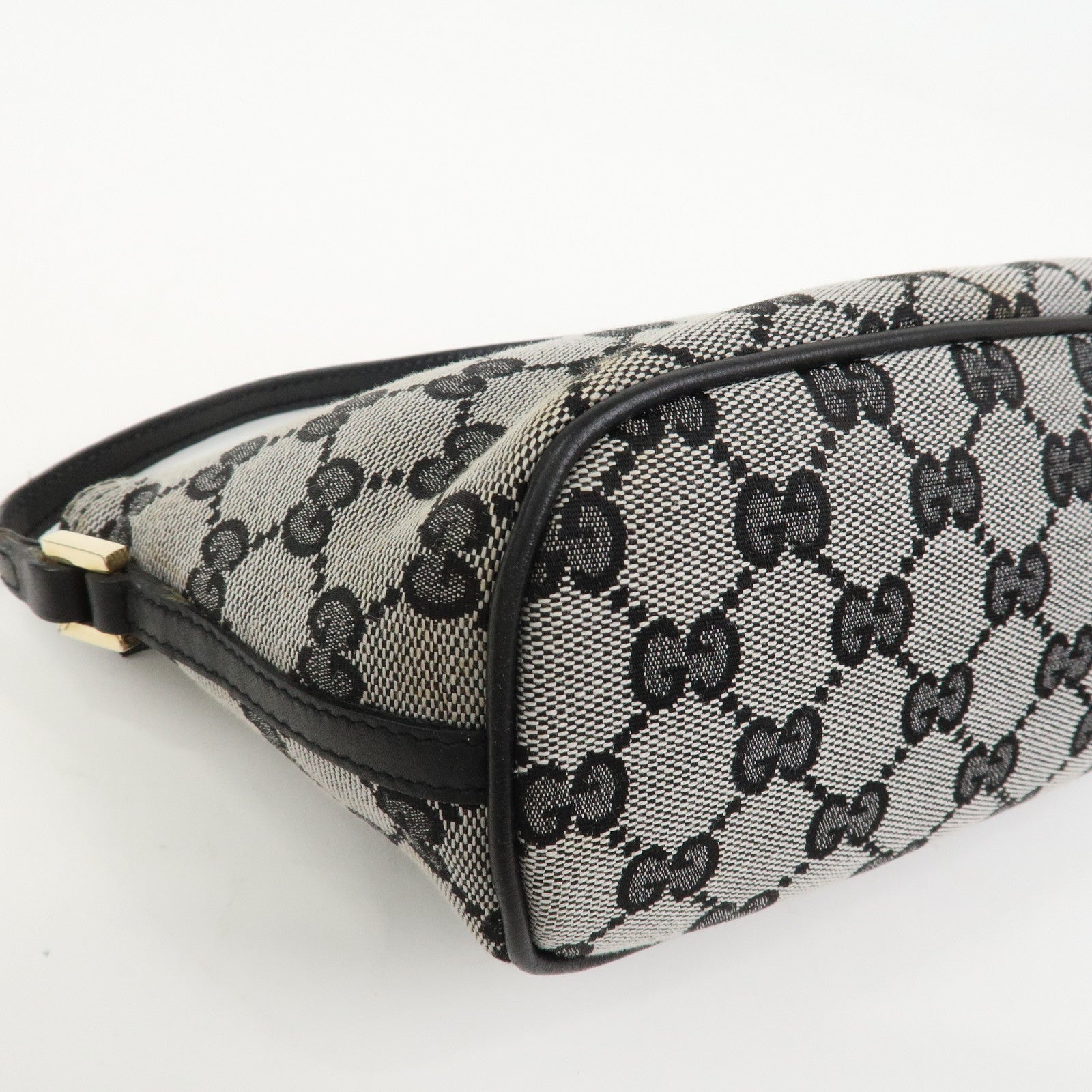 GUCCI Boat Bag GG Canvas Leather Accessory Pouch Hand Bag 039.1103