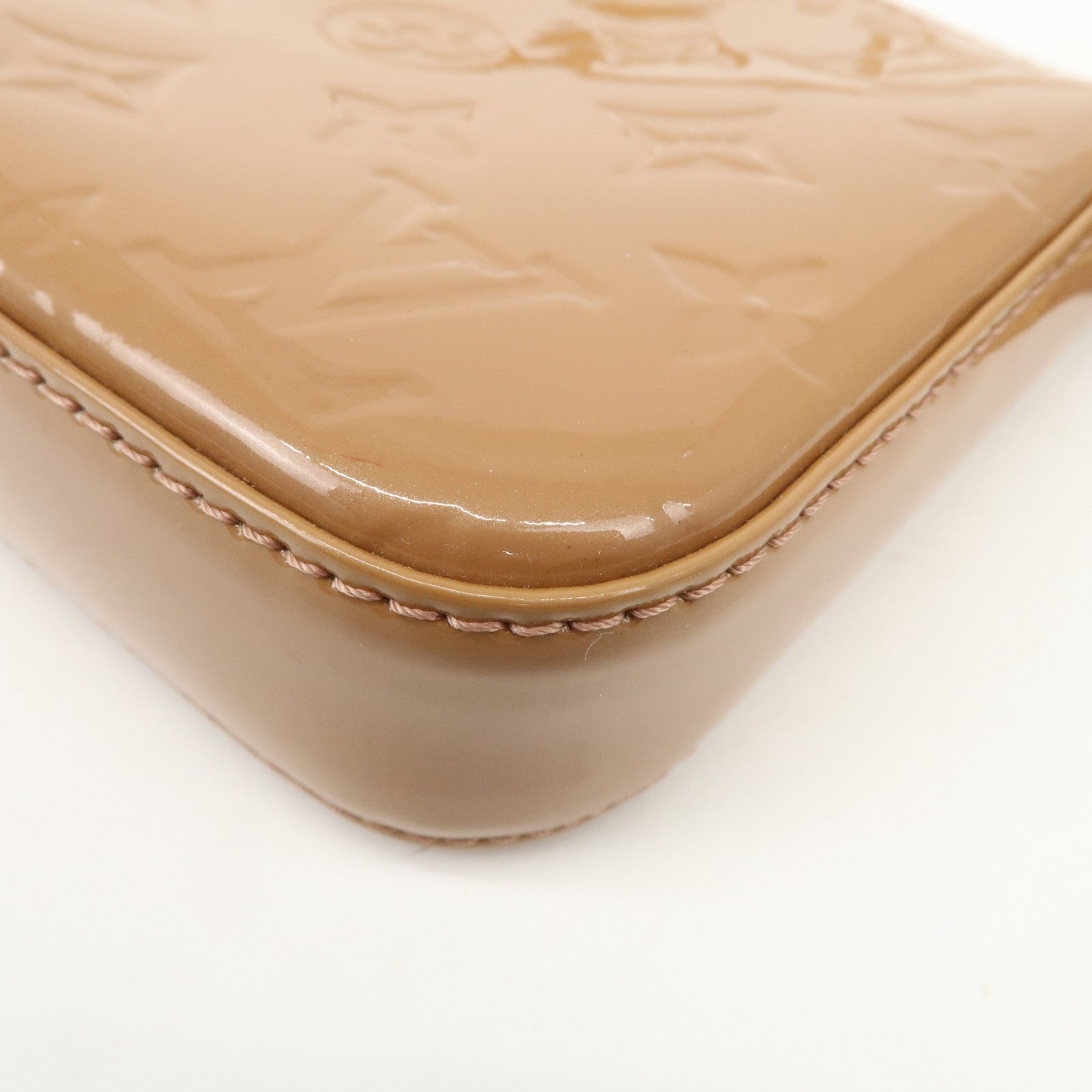 Louis Vuitton Monogram Vernis Pochette Accessoires Pouch M91575