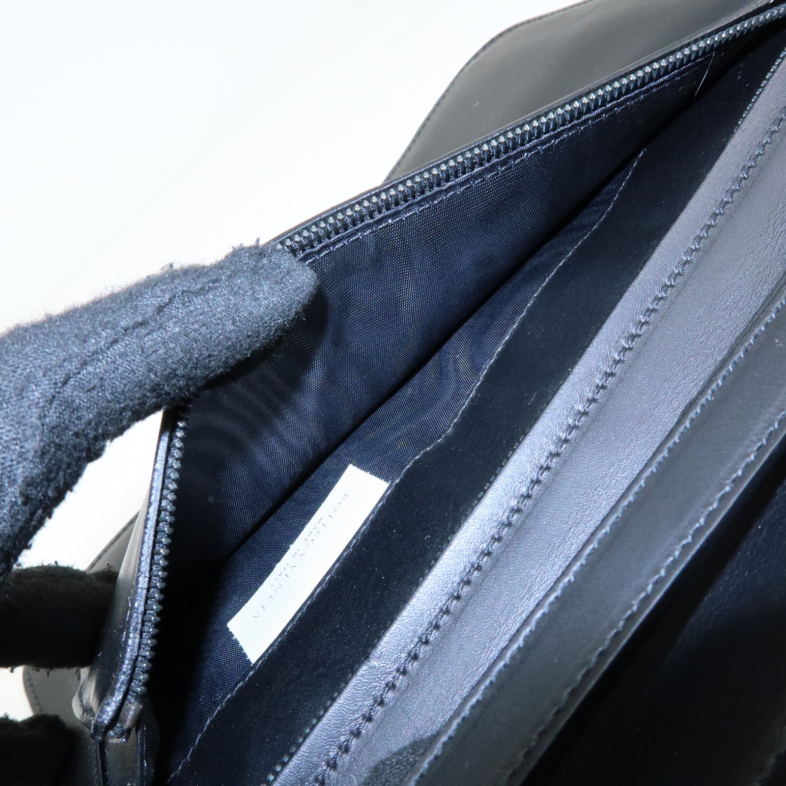 BOTTEGA VENETA Intrecciato Leather Clutch Bag Black 129528