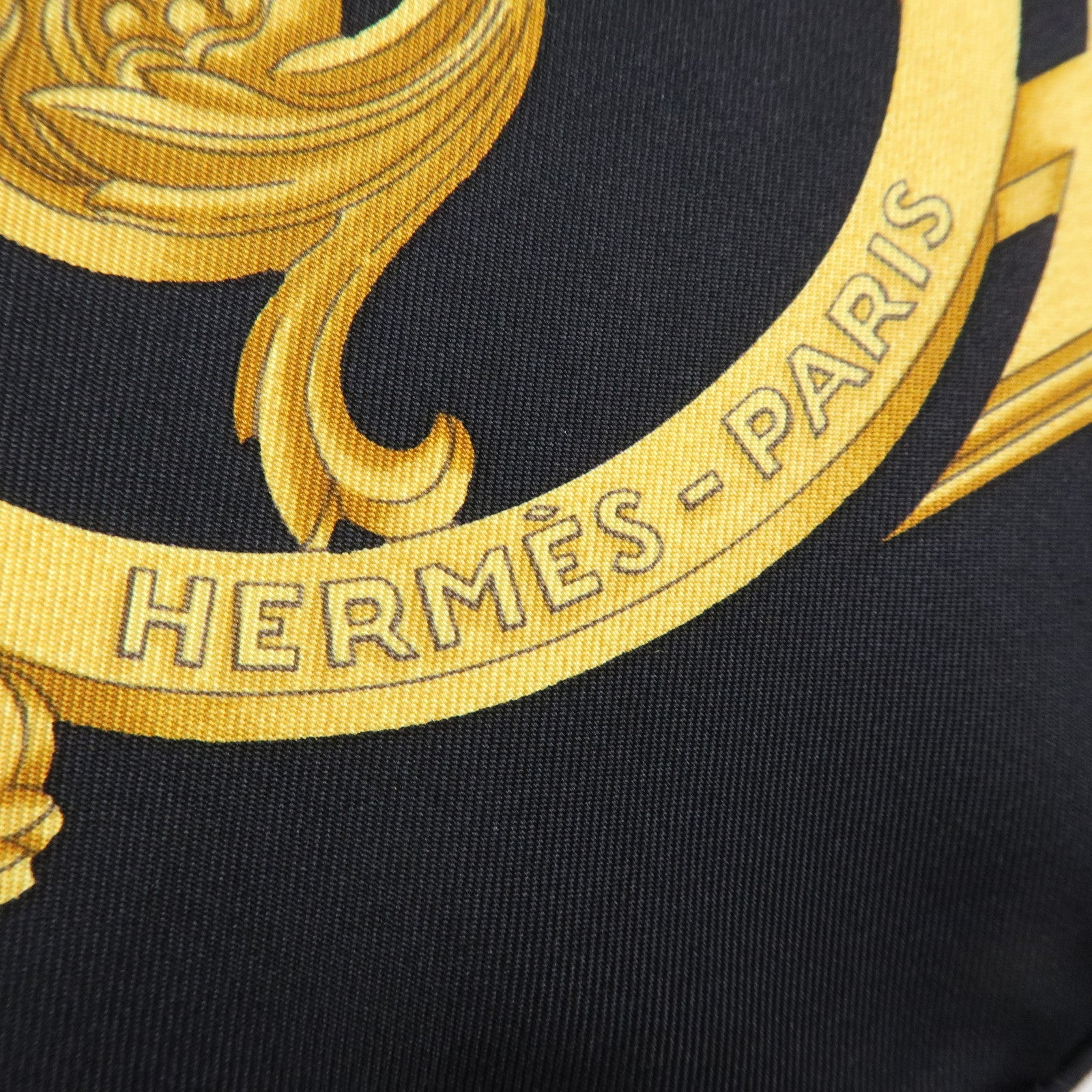 HERMES Carre 90 Silk 100% Scarf LES TUILERIES Black Gold