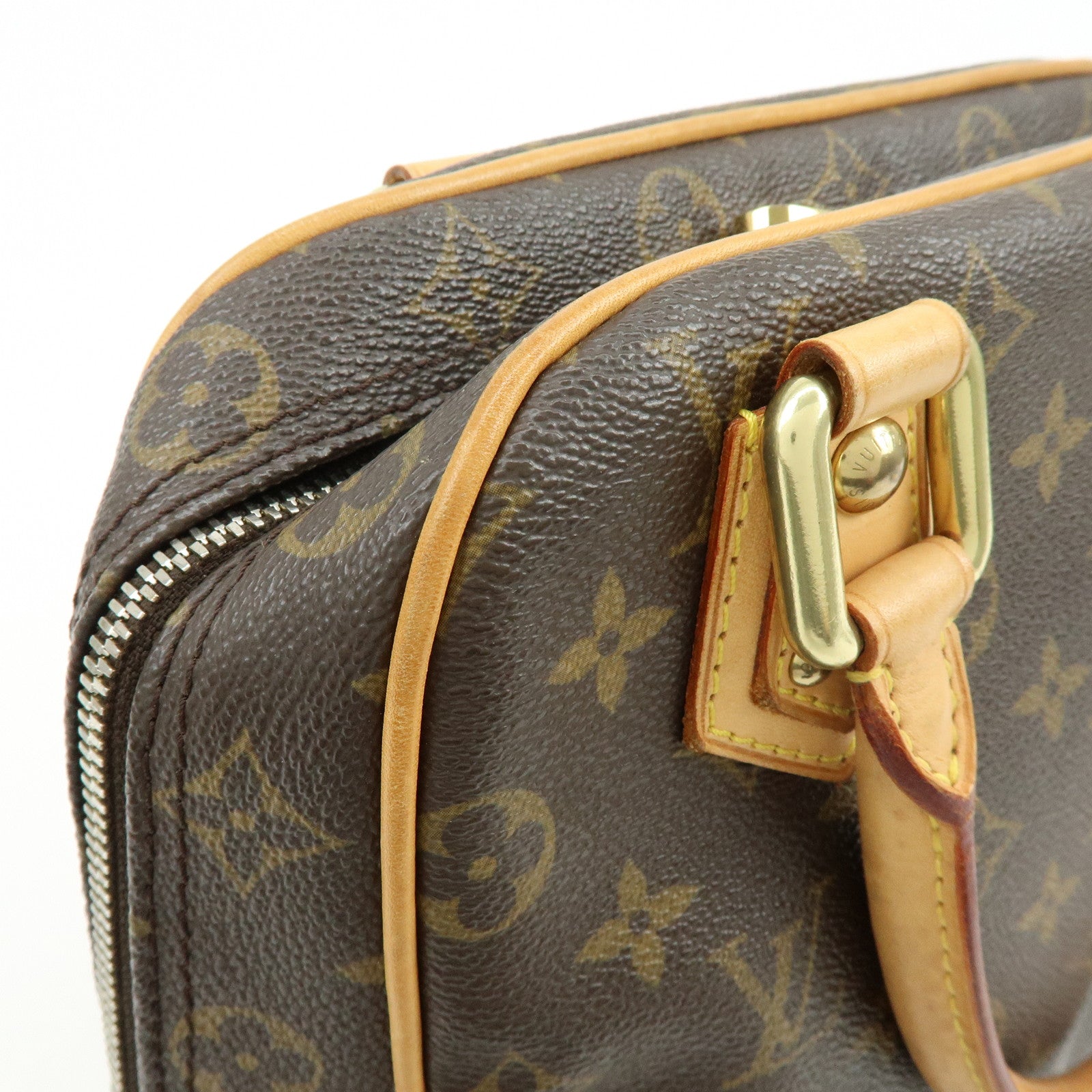 Louis Vuitton Monogram Manhattan PM Hand Bag Brown M40026