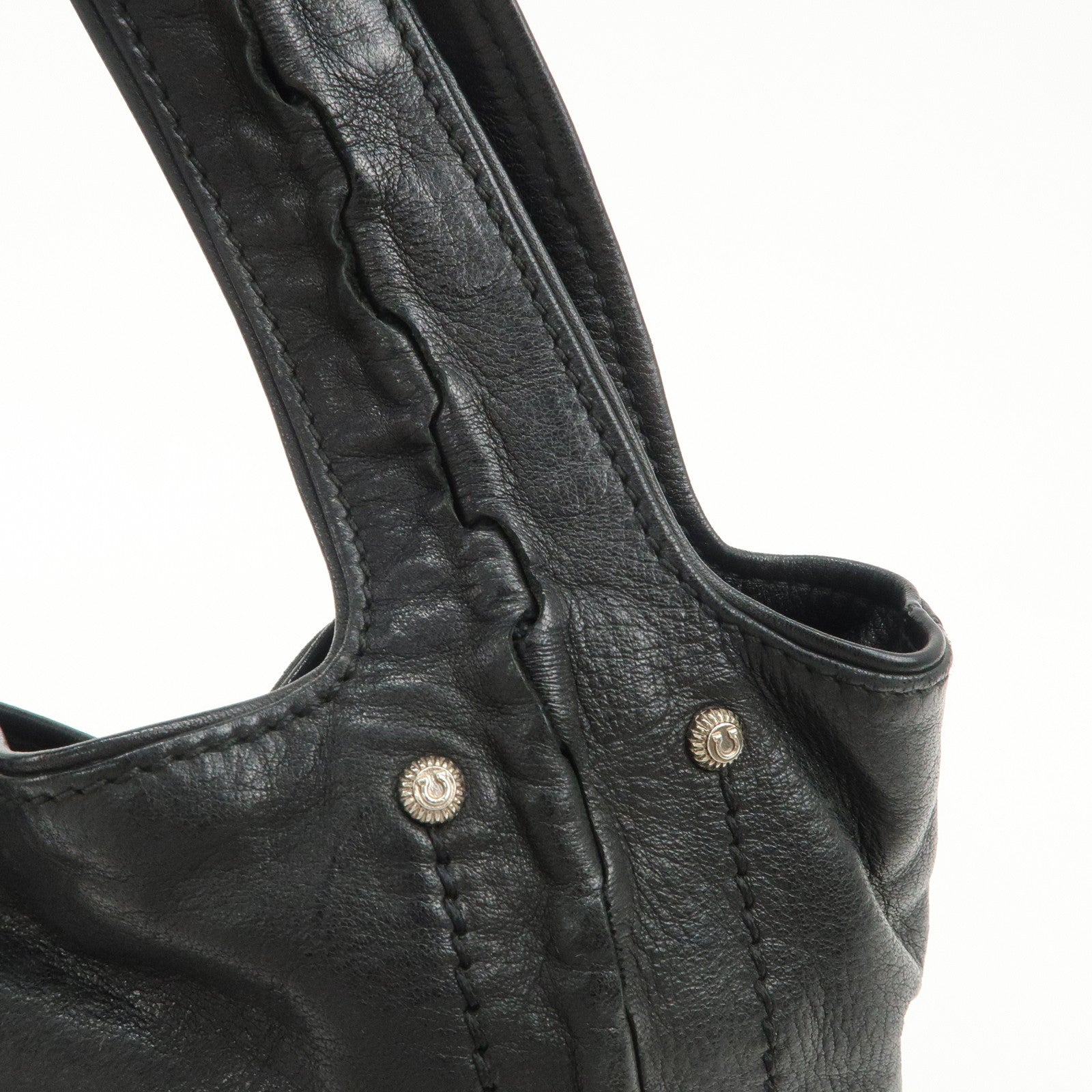 Ferragamo Gancini Leather Shoulder Bag Hand Bag Black