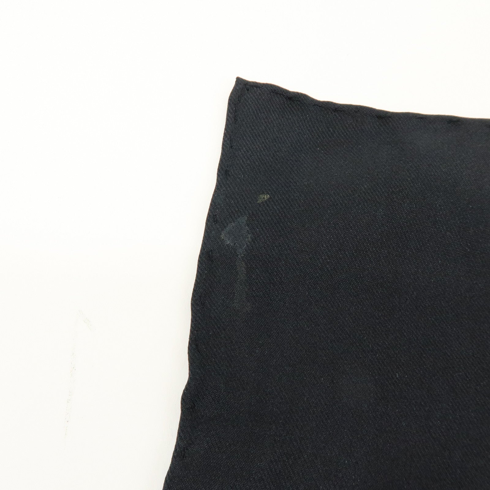 HERMES Carre 90 Silk 100% CHIFFRES ET MONOGRAMMES ANNEE Scarf Black
