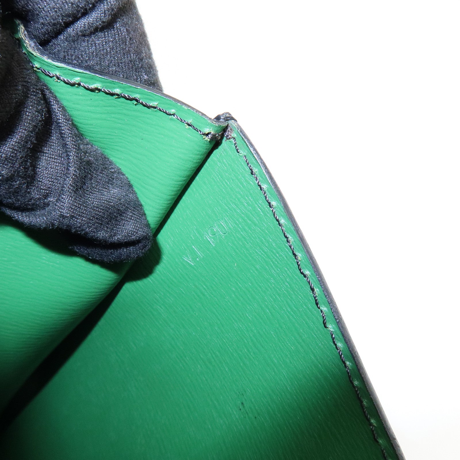 Louis Vuitton Epi Free Run Shoulder Bag Noir Borneo Green M52414