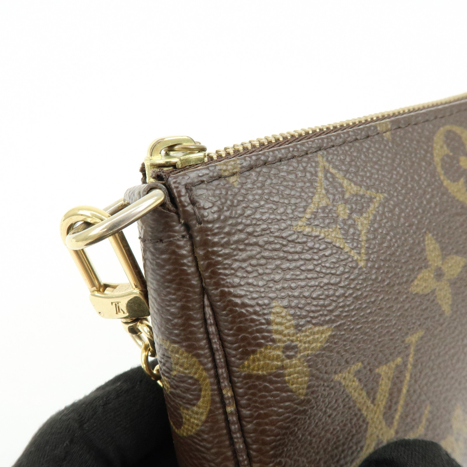 Louis Vuitton Monogram Mini Pochette Accessoires Hand Bag M58009