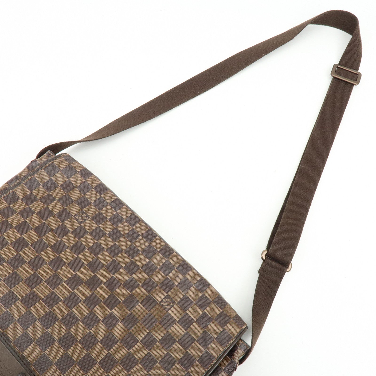Louis Vuitton Damier Ebene Brooklyn Messenger Bag N51211