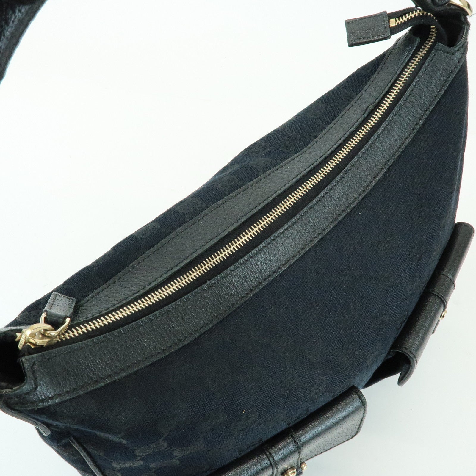 GUCCI GG Canvas Leather Front Pocket Shoulder Hand Bag Black 153025
