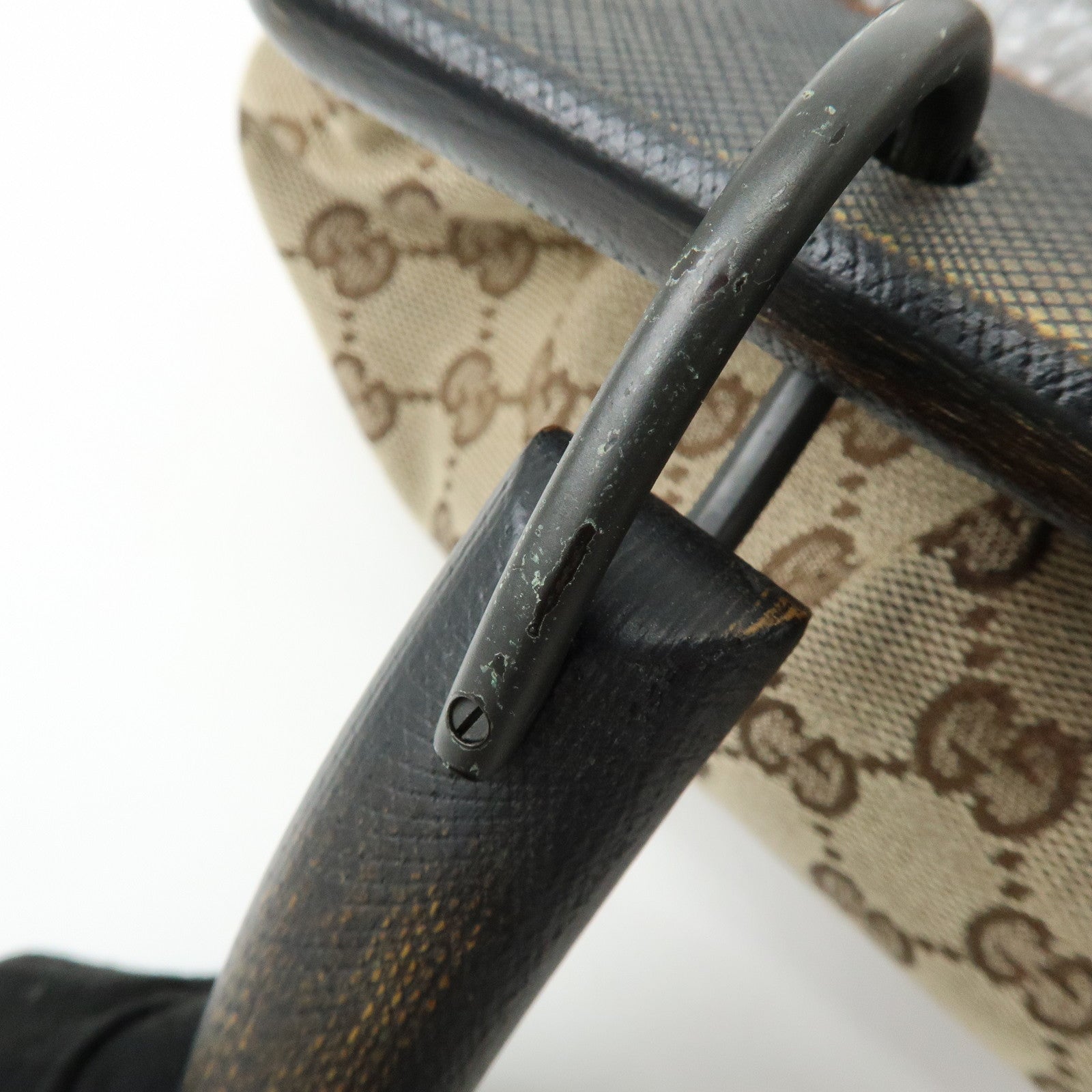 GUCCI GG Monogram Canvas Wood Handle Hand Bag Brown 112683