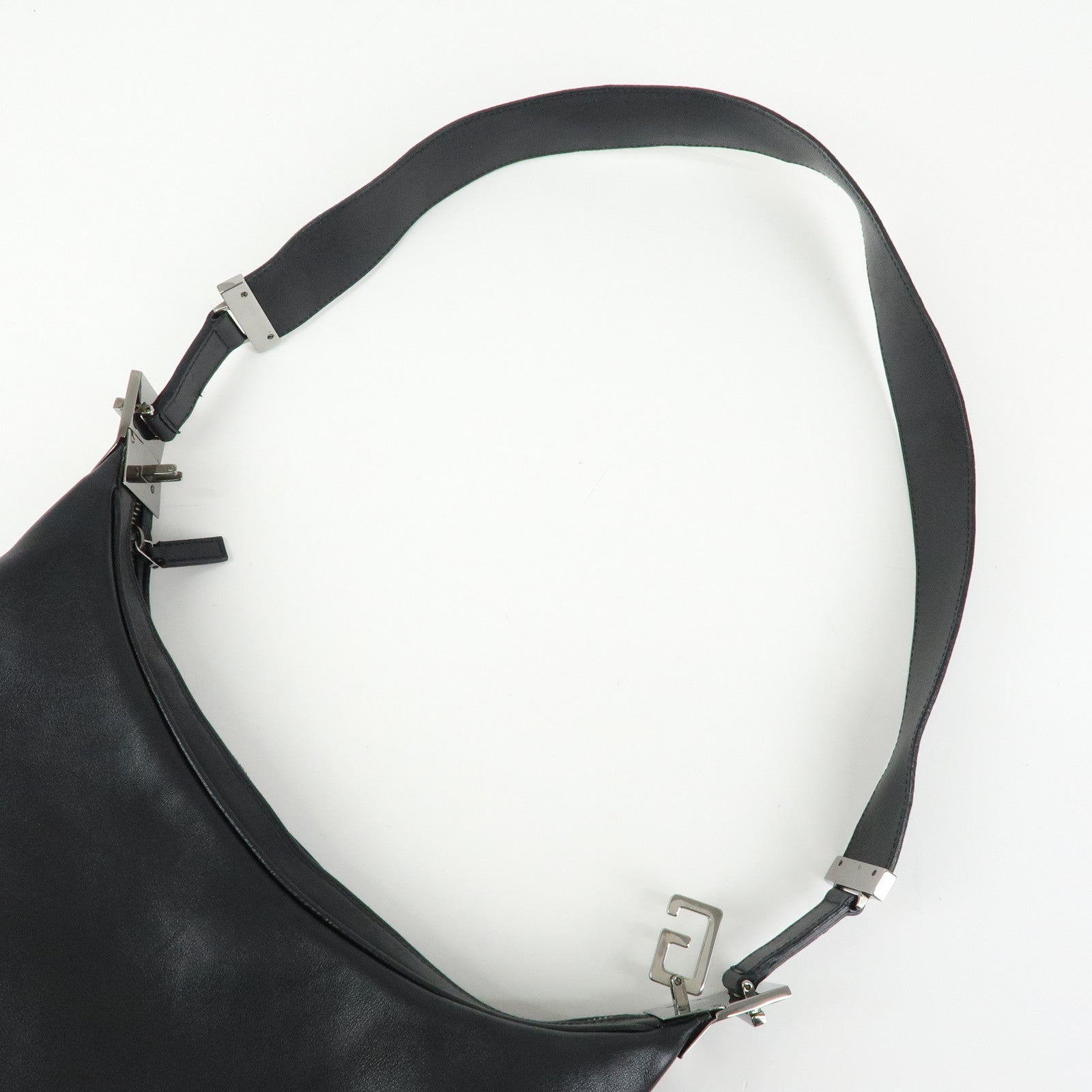 GUCCI Attache Leather Shoulder Bag Crossbody Bag Black 001・3341