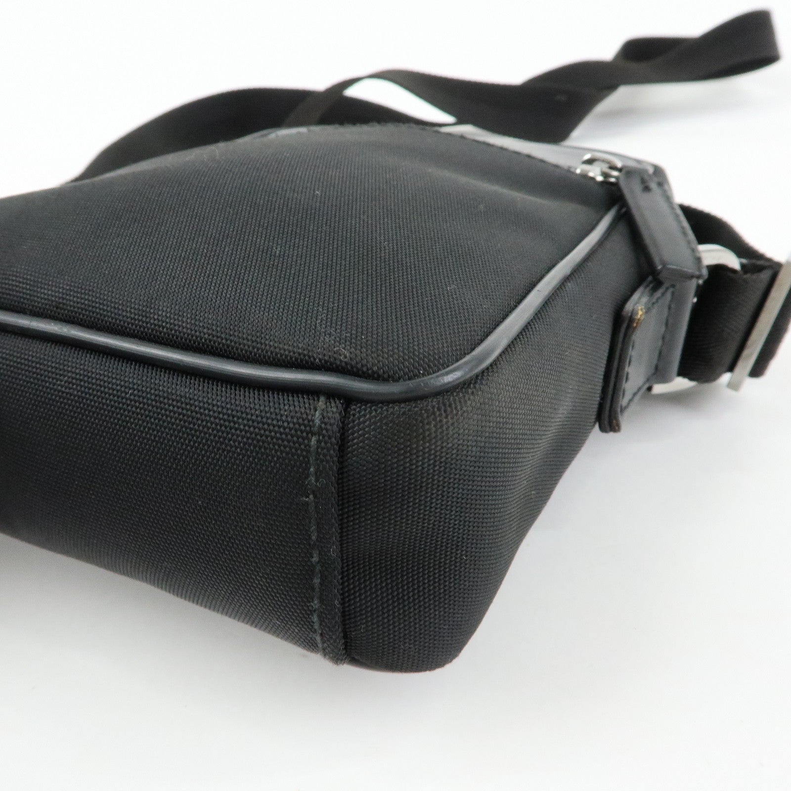 GUCCI Logo Canvas Leather Shoulder Crossbody Bag Black 101680