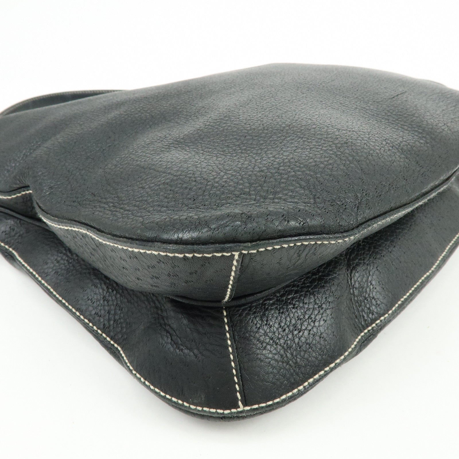 Ferragamo Gancini Leather Shoulder Bag Hand Bag Black