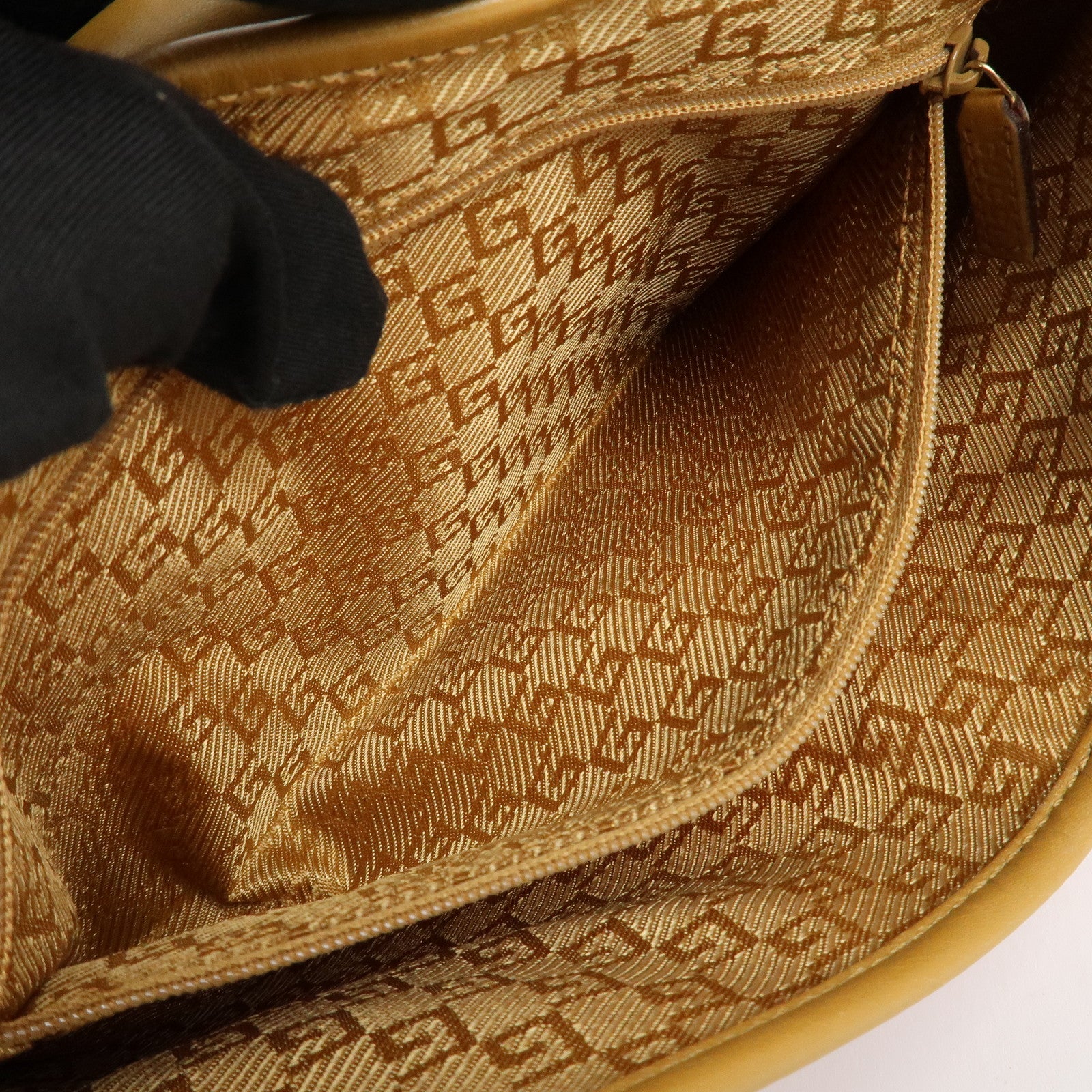 GUCCI Bamboo Suede Leather Shoulder Bag Hand Bag Pink 001.4096