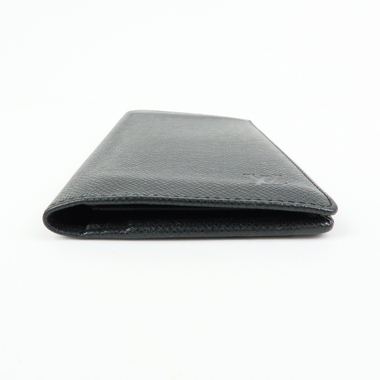 Louis Vuitton Taiga Portefeuille Brazza Bi-fold Long Wallet M30501