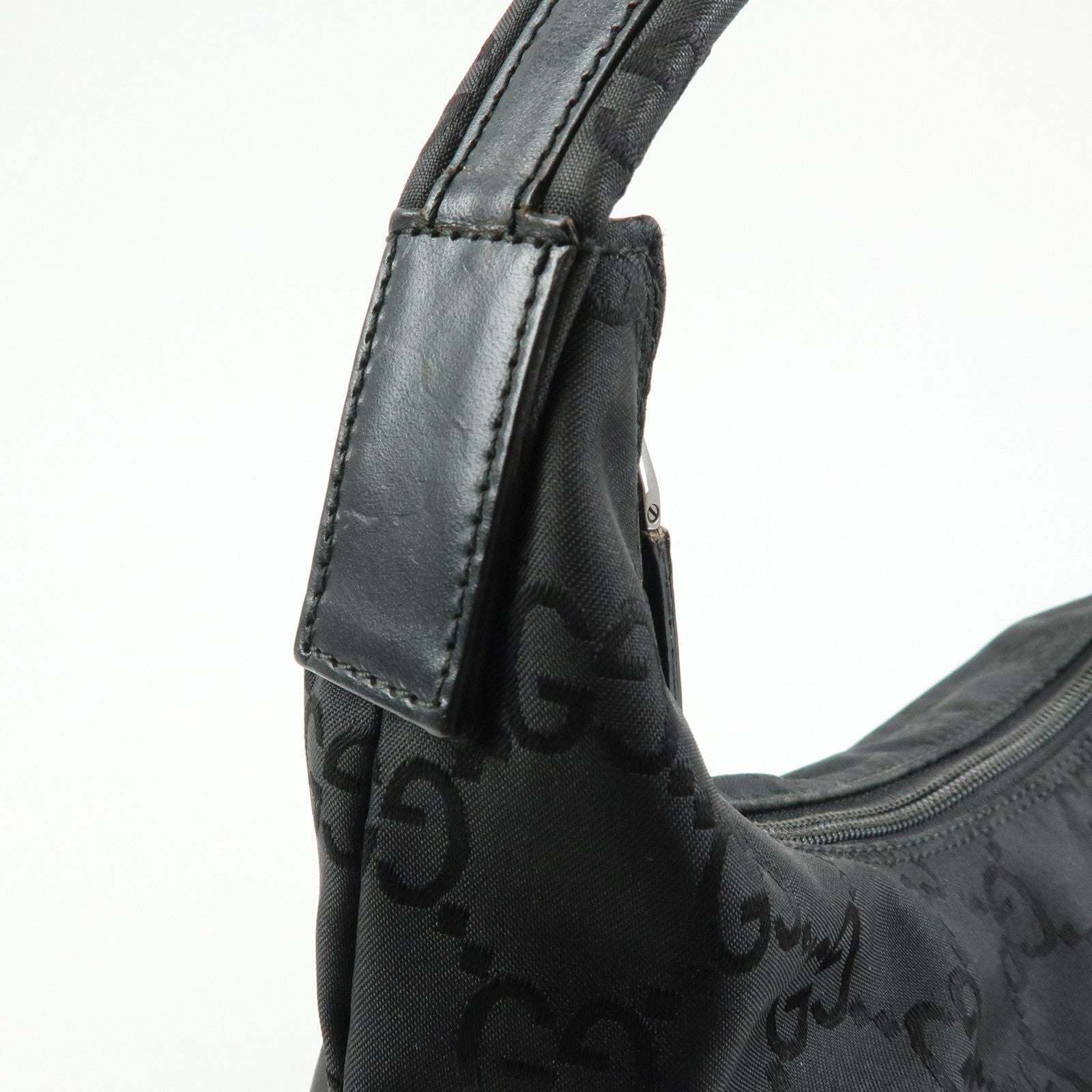 GUCCI Front Pocket GG Nylon Leather Shoulder Bag Black 001・3380