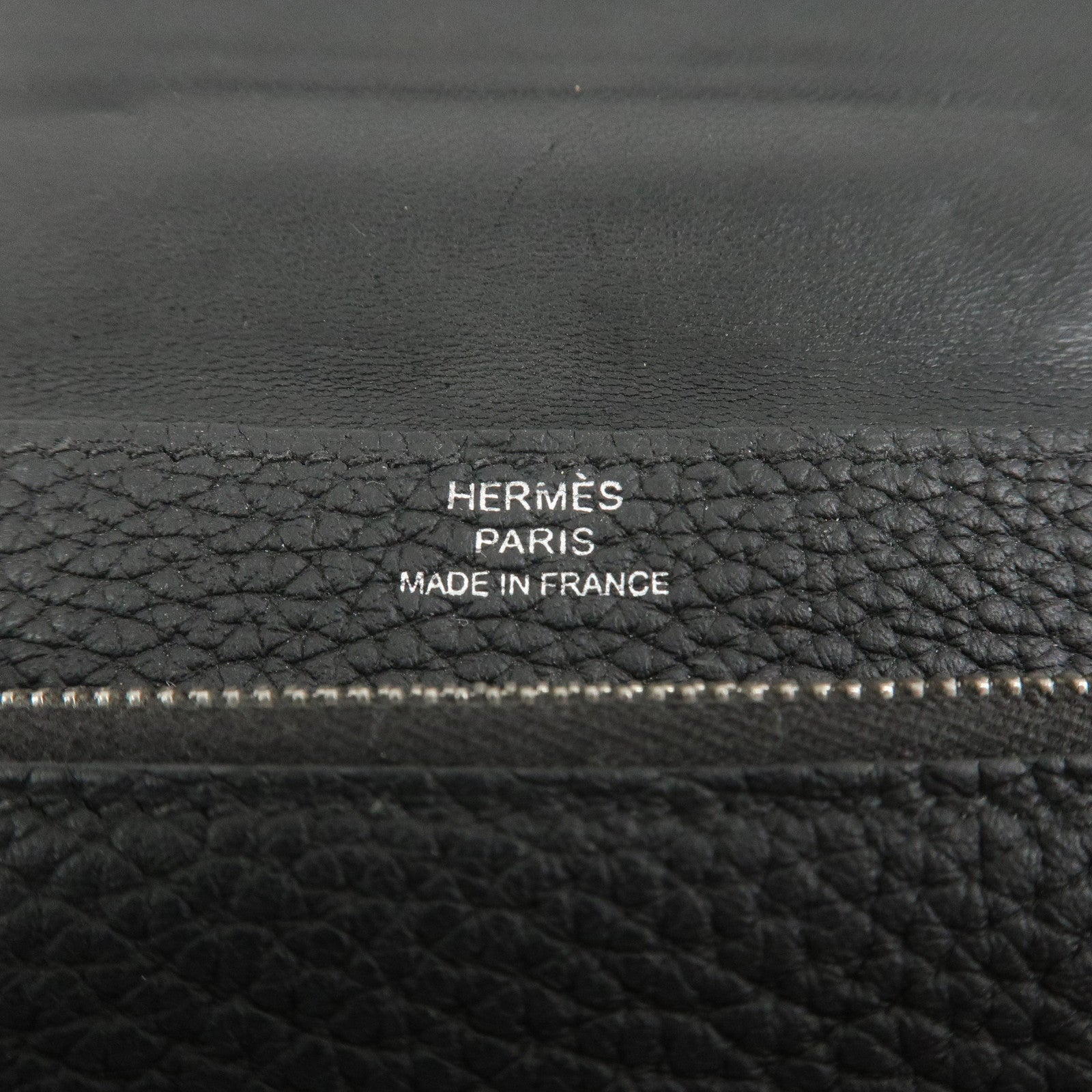 HERMES Dogon Togo Leather Compact Wallet Y Stamped Black