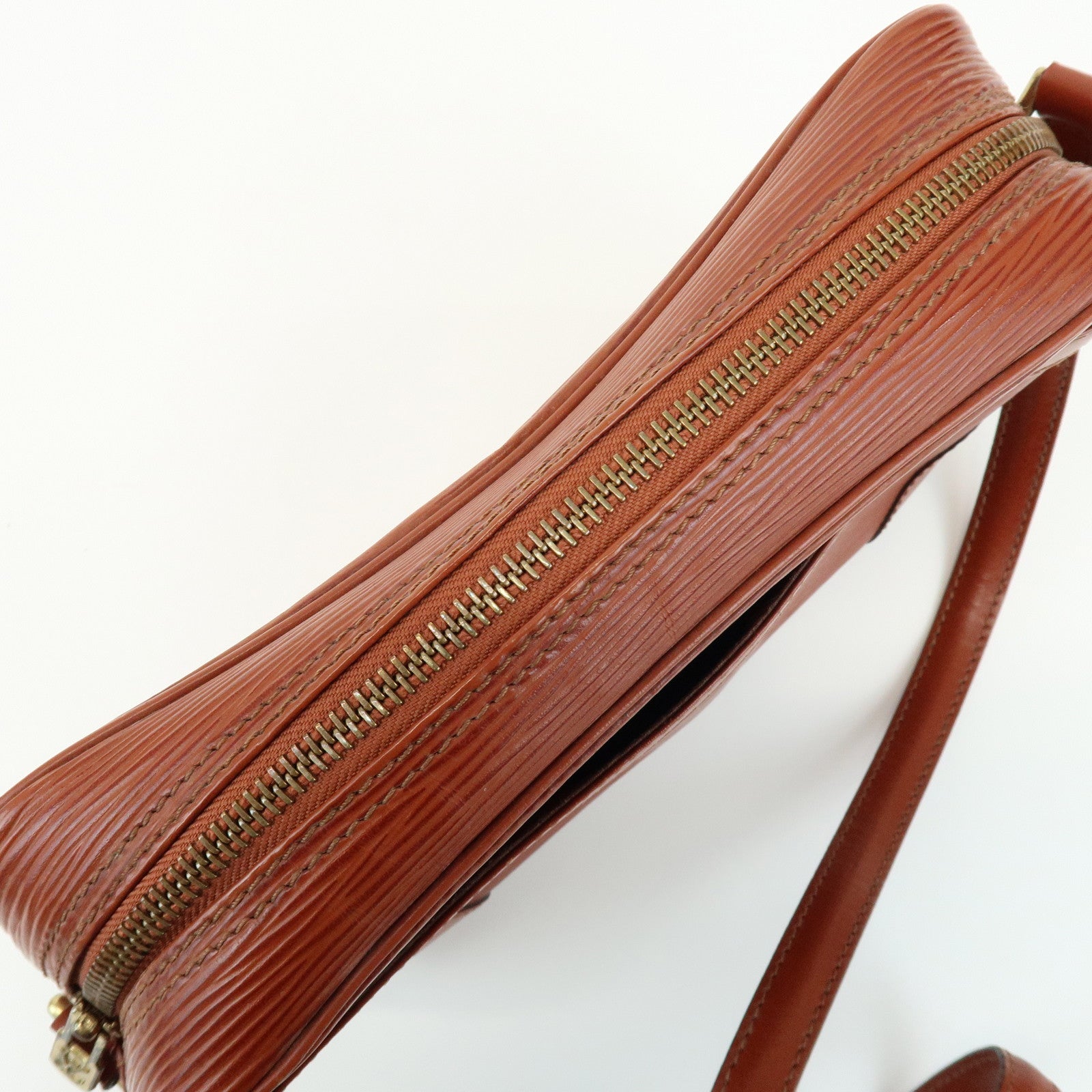Louis Vuitton Epi Trocadero 24 Shoulder Bag Brown M52313
