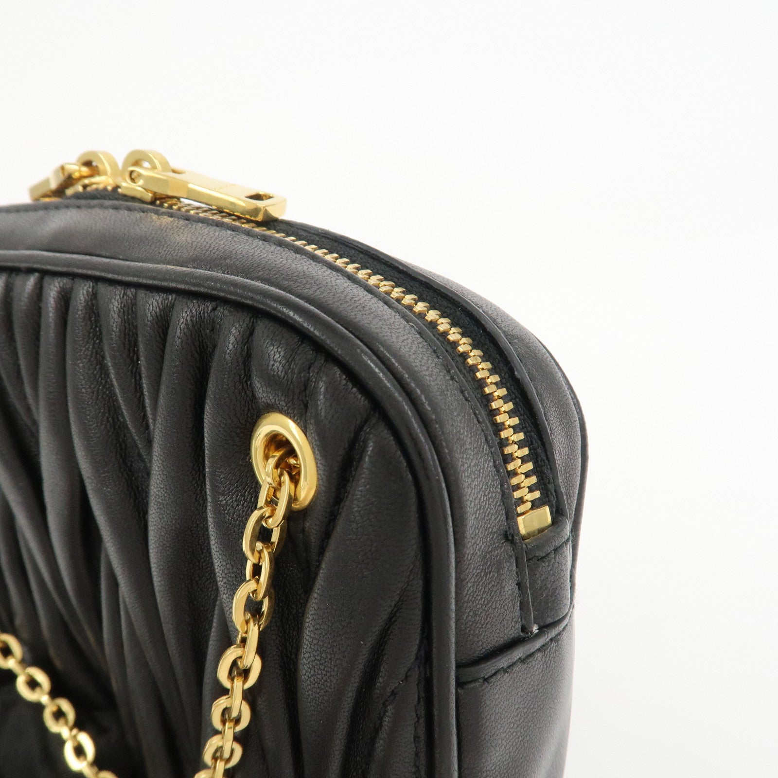 MIU MIU Matelasse Nappa Leather Accessory Chain Pouch Black 5ND001