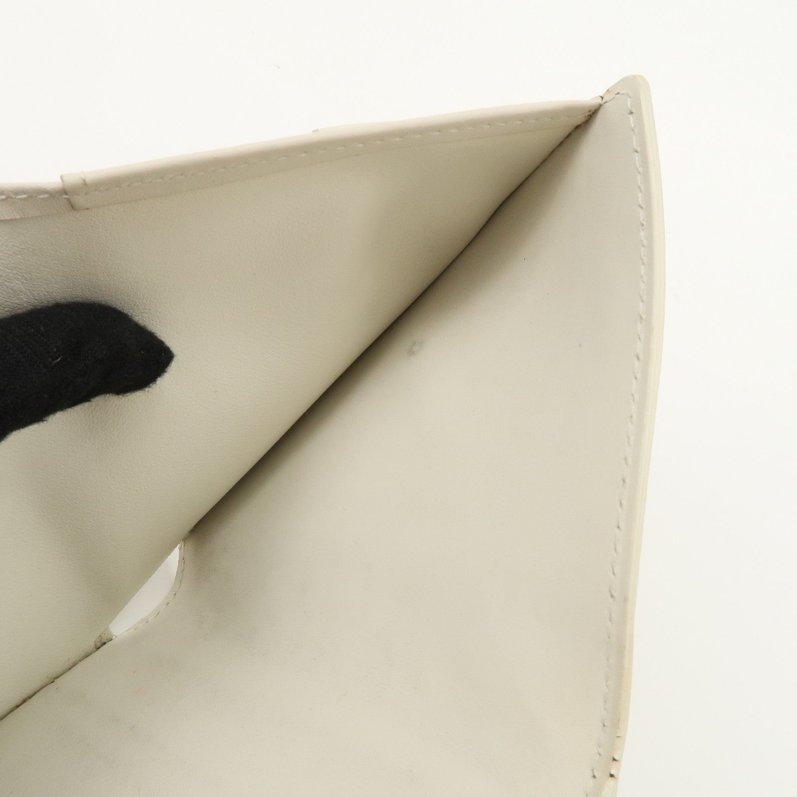 Louis Vuitton Monogram Vernis Porte Monnaie Couer Perle Compact Wallet M91351 Used