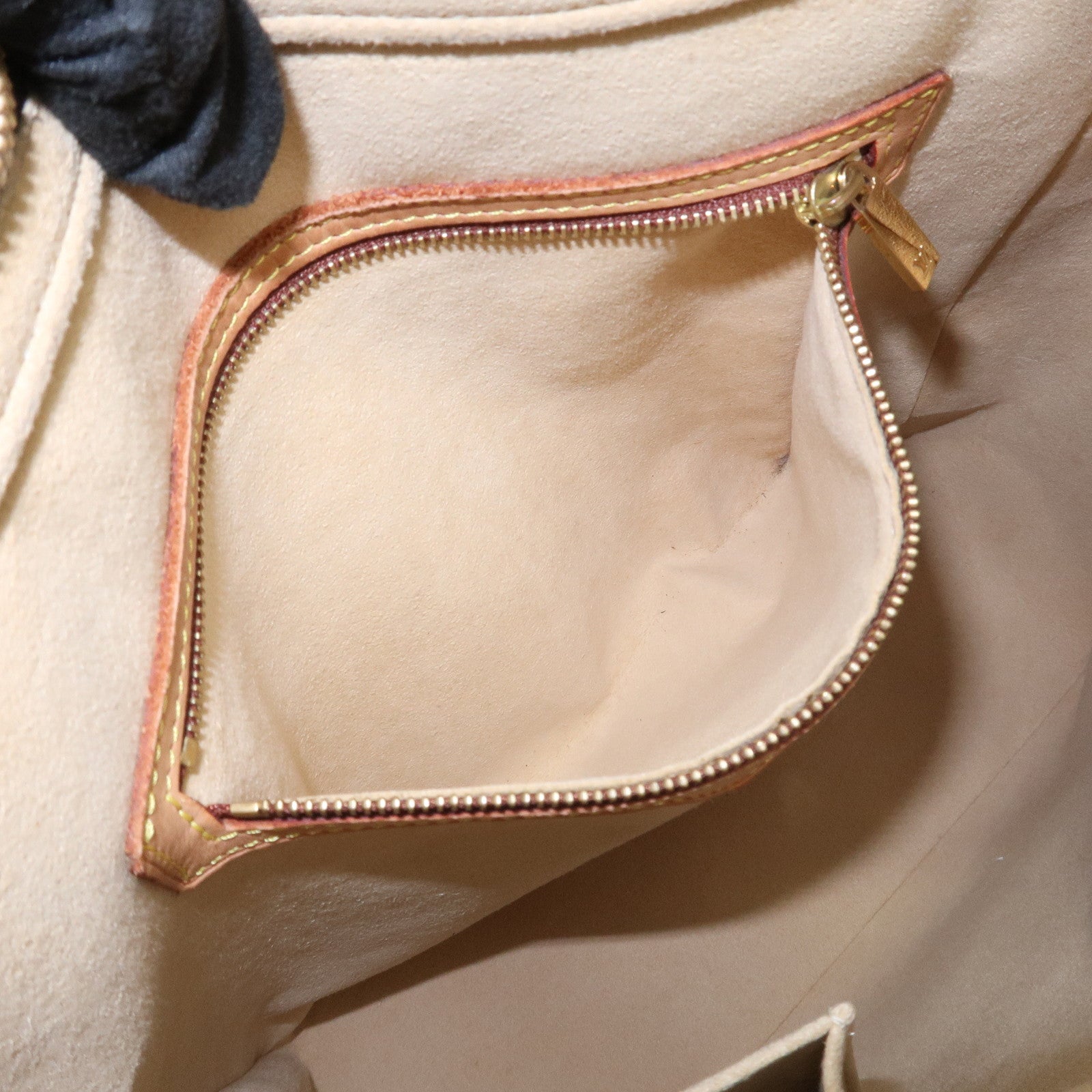 Louis Vuitton Monogram Looping GM Shoulder Bag Bown M51145