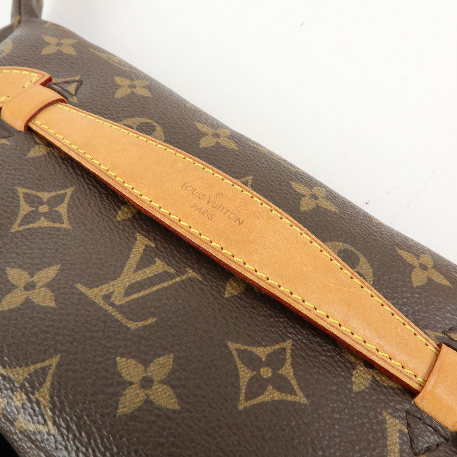 Louis Vuitton Monogram Bum Bag Crossbody Shoulder Bag Brown M43644